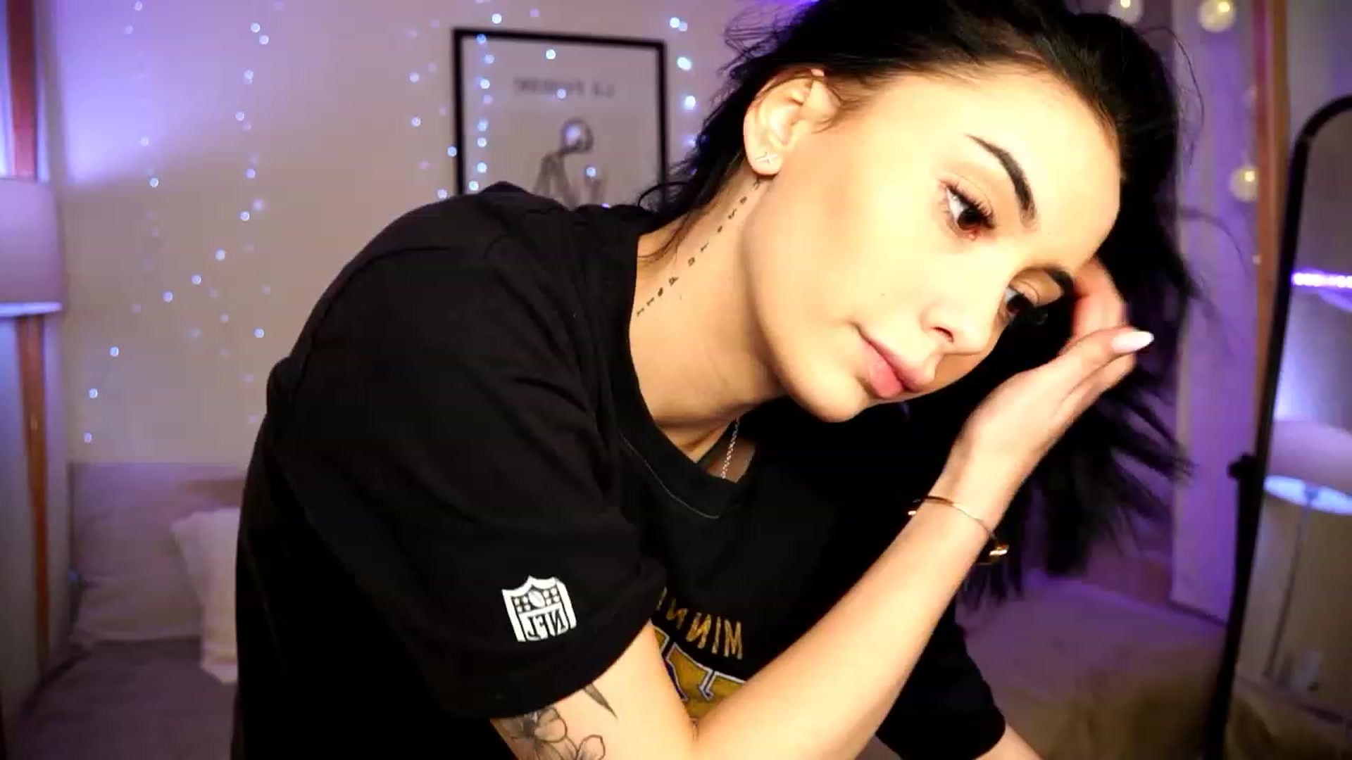 Gallery image thumbnail from Naomii18's myfreecams stream on, 01/19/2024, 15:36 image 2 of 20