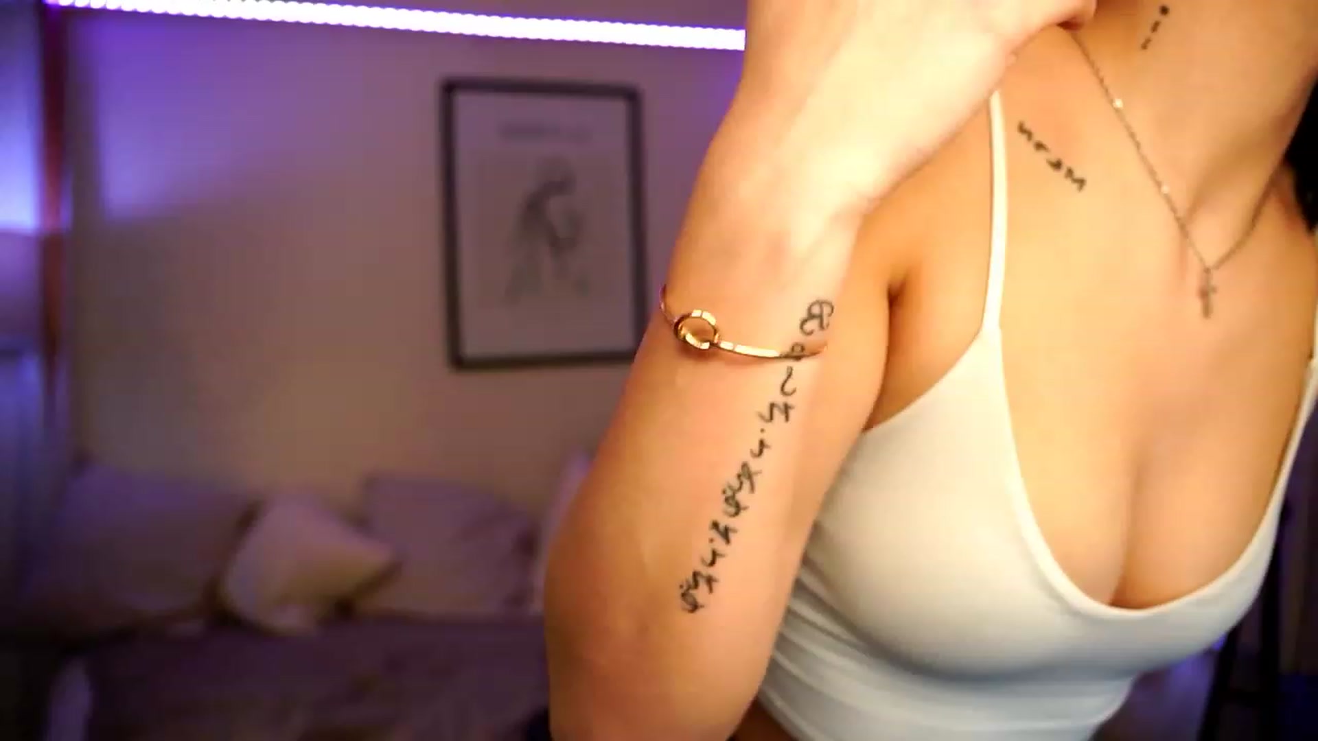 Gallery image thumbnail from Naomii18's myfreecams stream on, 01/24/2024, 16:49 image 19 of 20