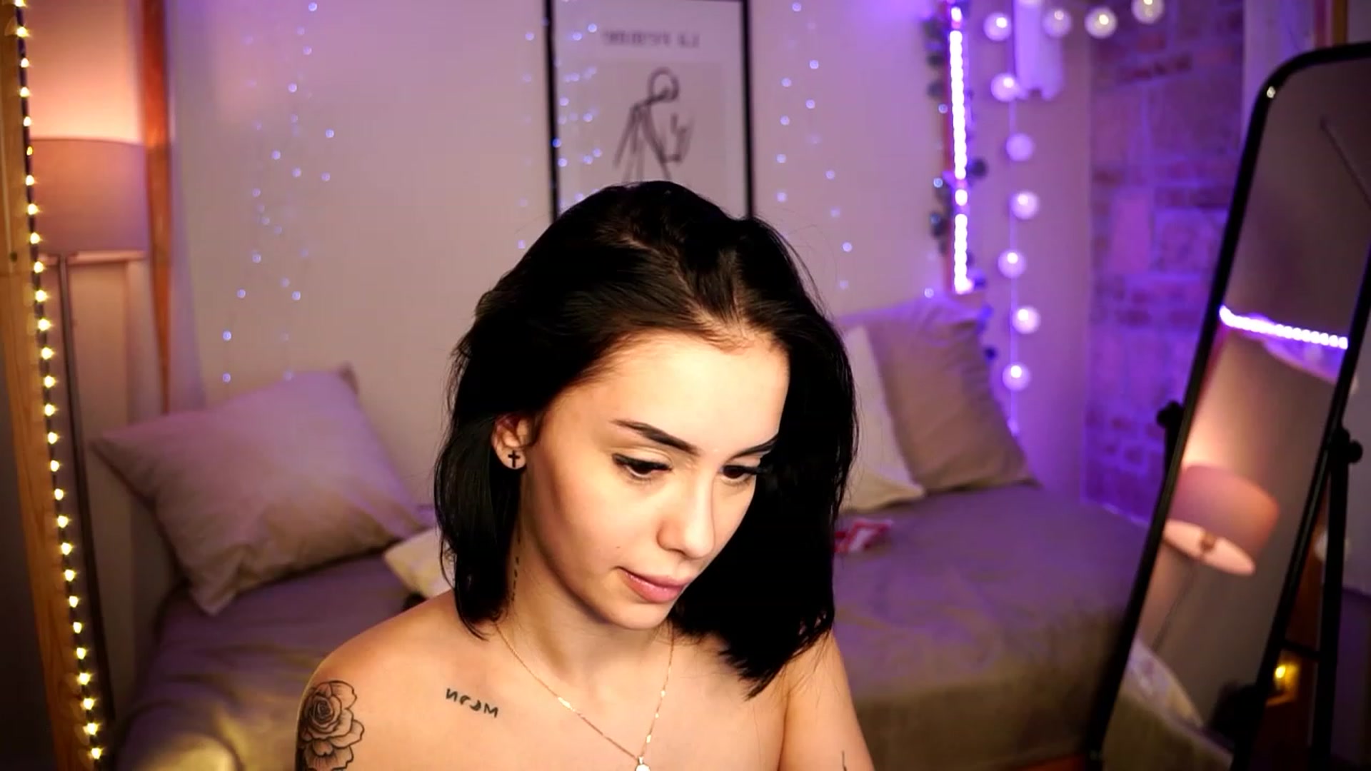 Gallery image thumbnail from Naomii18's myfreecams stream on, 01/31/2024, 16:40 image 10 of 20