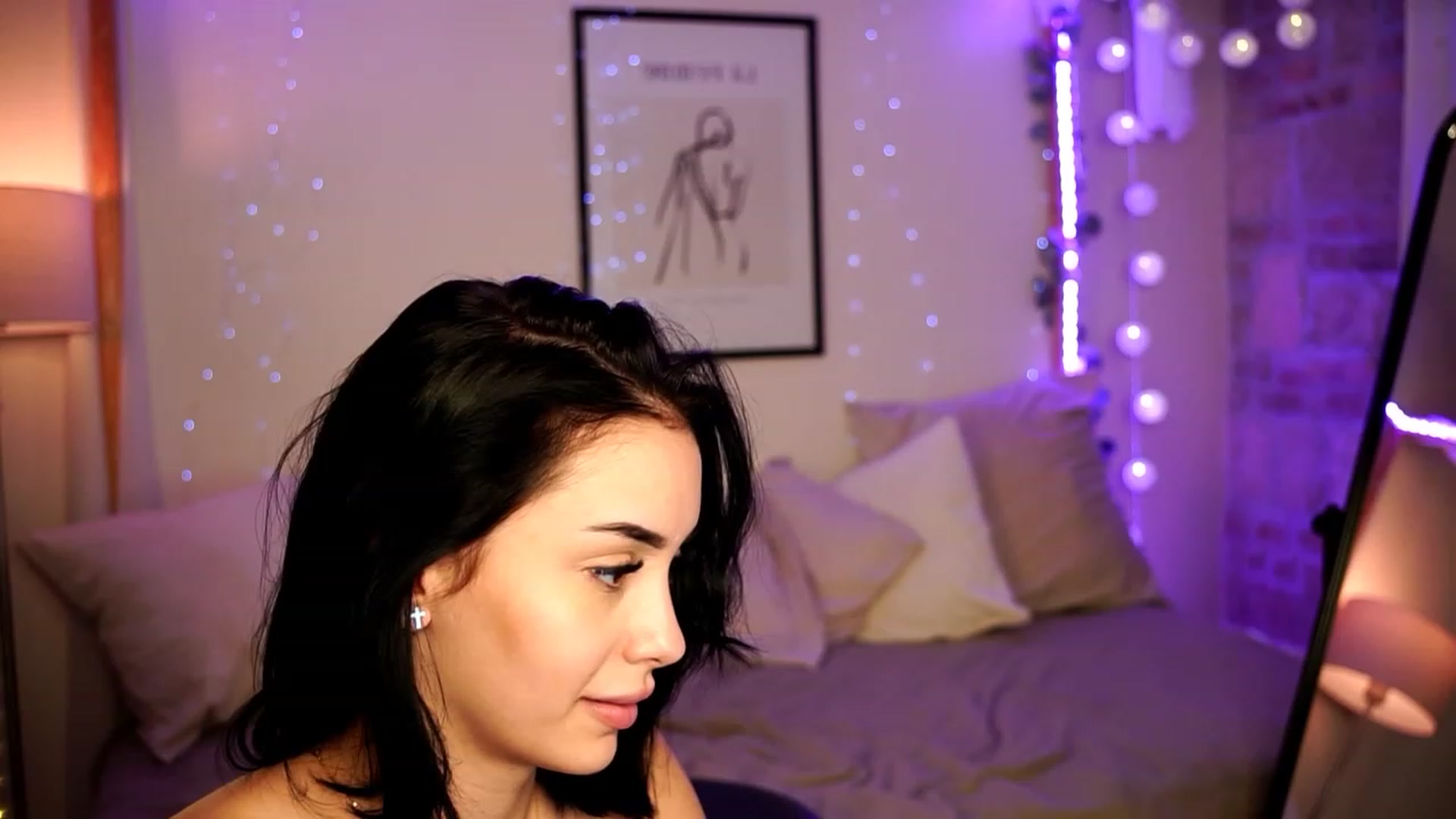 Gallery image thumbnail from Naomii18's myfreecams stream on, 01/31/2024, 16:40 image 17 of 20