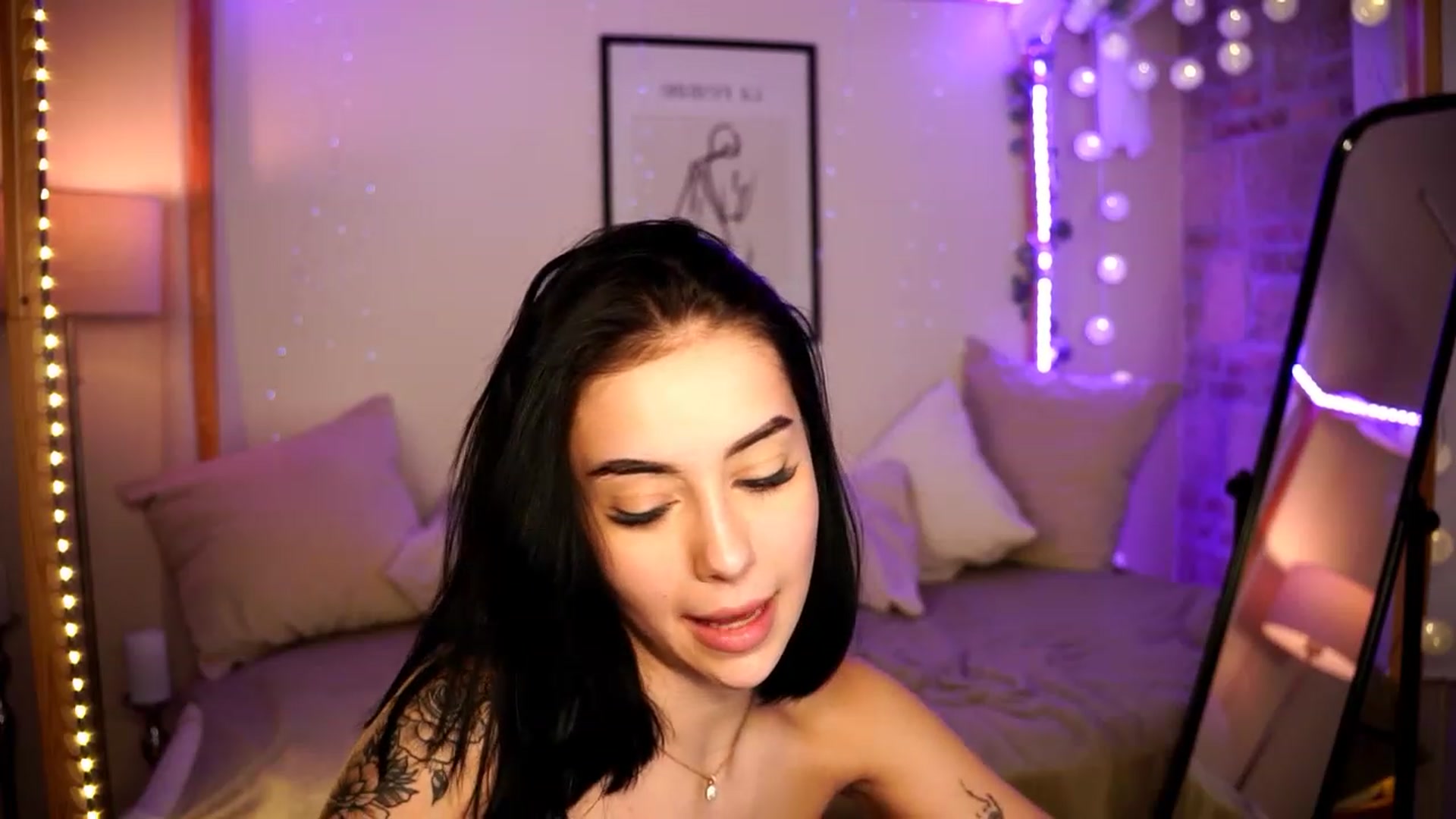 Gallery image thumbnail from Naomii18's myfreecams stream on, 02/07/2024, 20:27 image 20 of 20