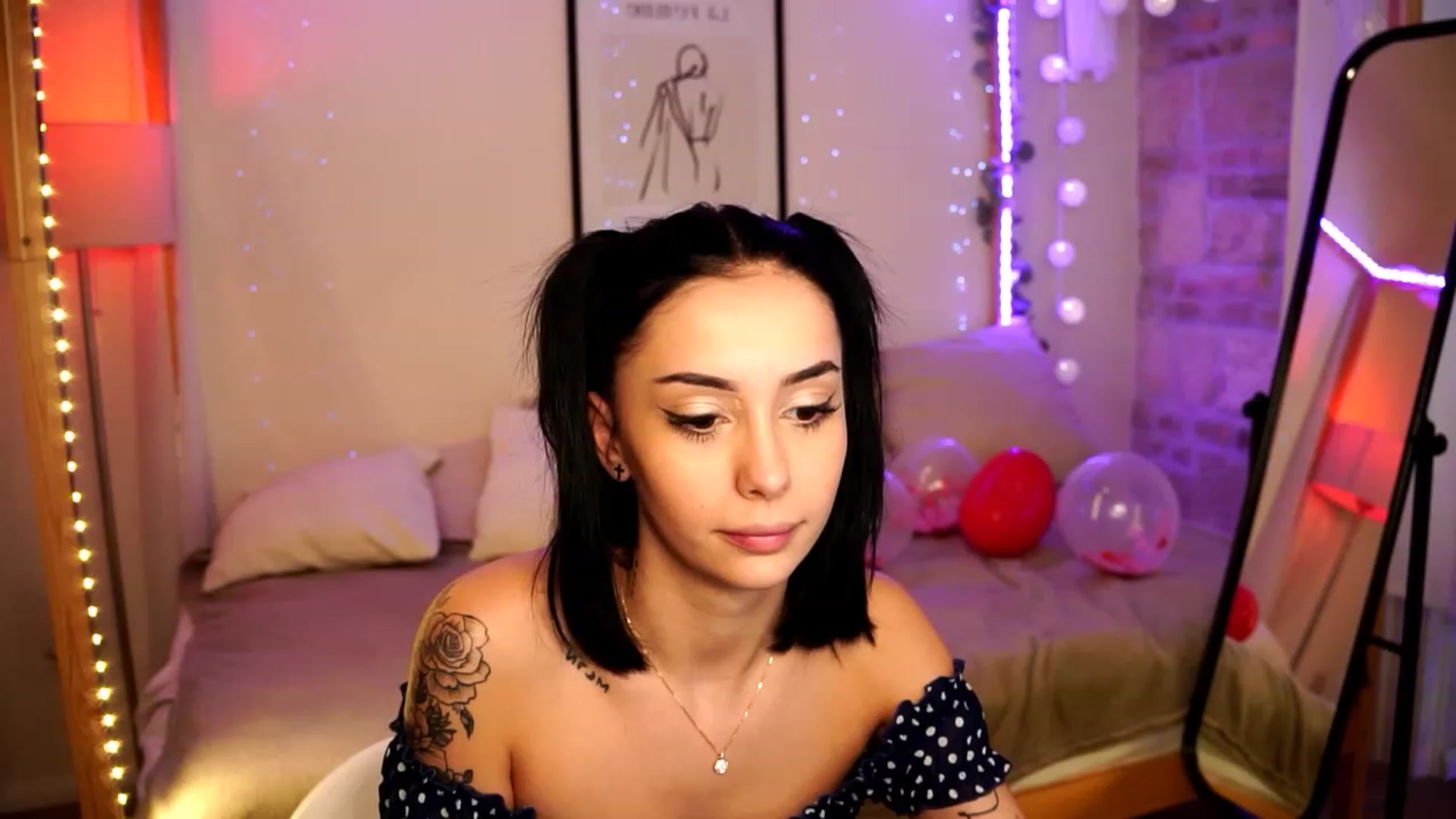 Gallery image thumbnail from Naomii18's myfreecams stream on, 02/17/2024, 13:14 image 18 of 20