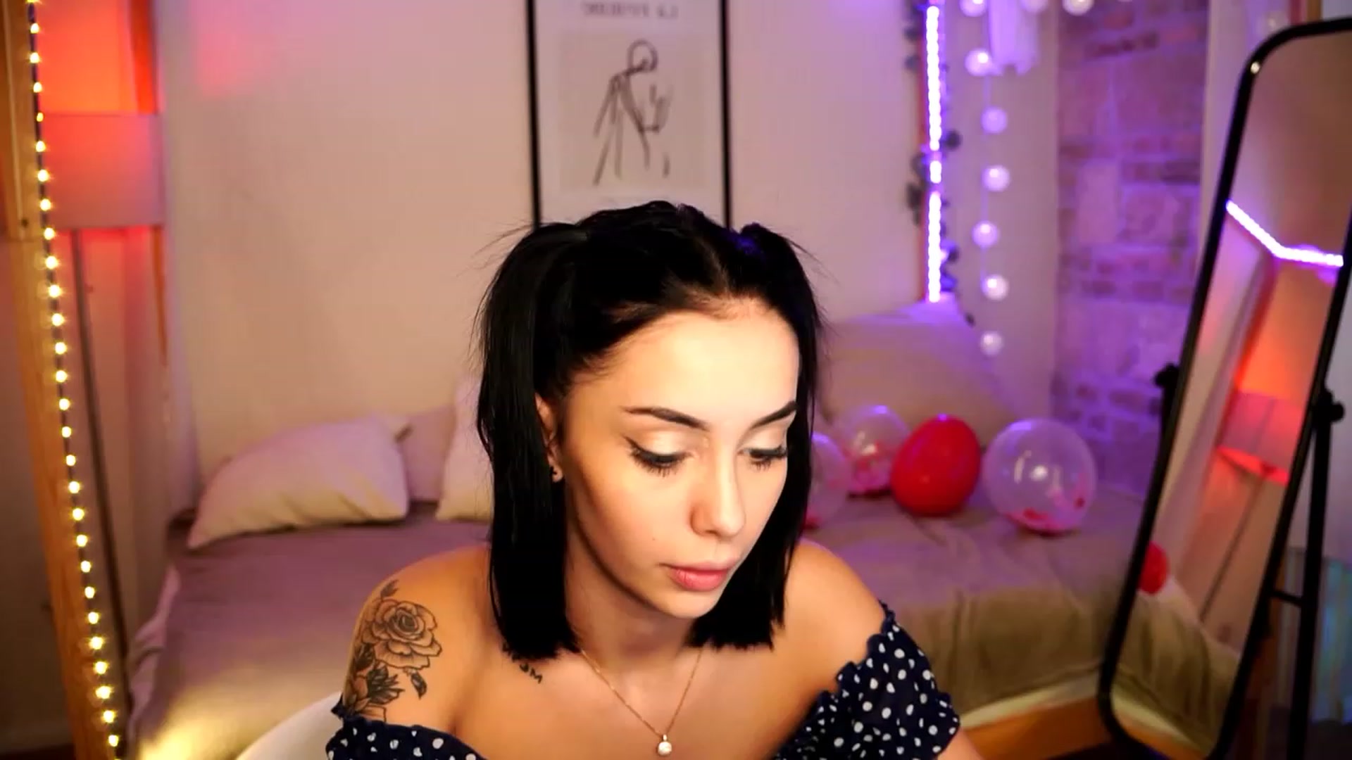 Gallery image thumbnail from Naomii18's myfreecams stream on, 02/17/2024, 13:14 image 20 of 20