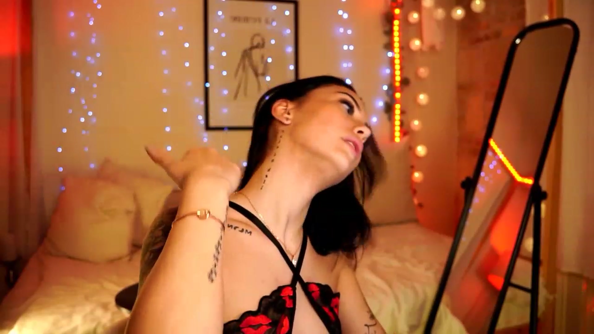 Gallery image thumbnail from Naomii18's myfreecams stream on, 03/01/2024, 20:53 image 17 of 20