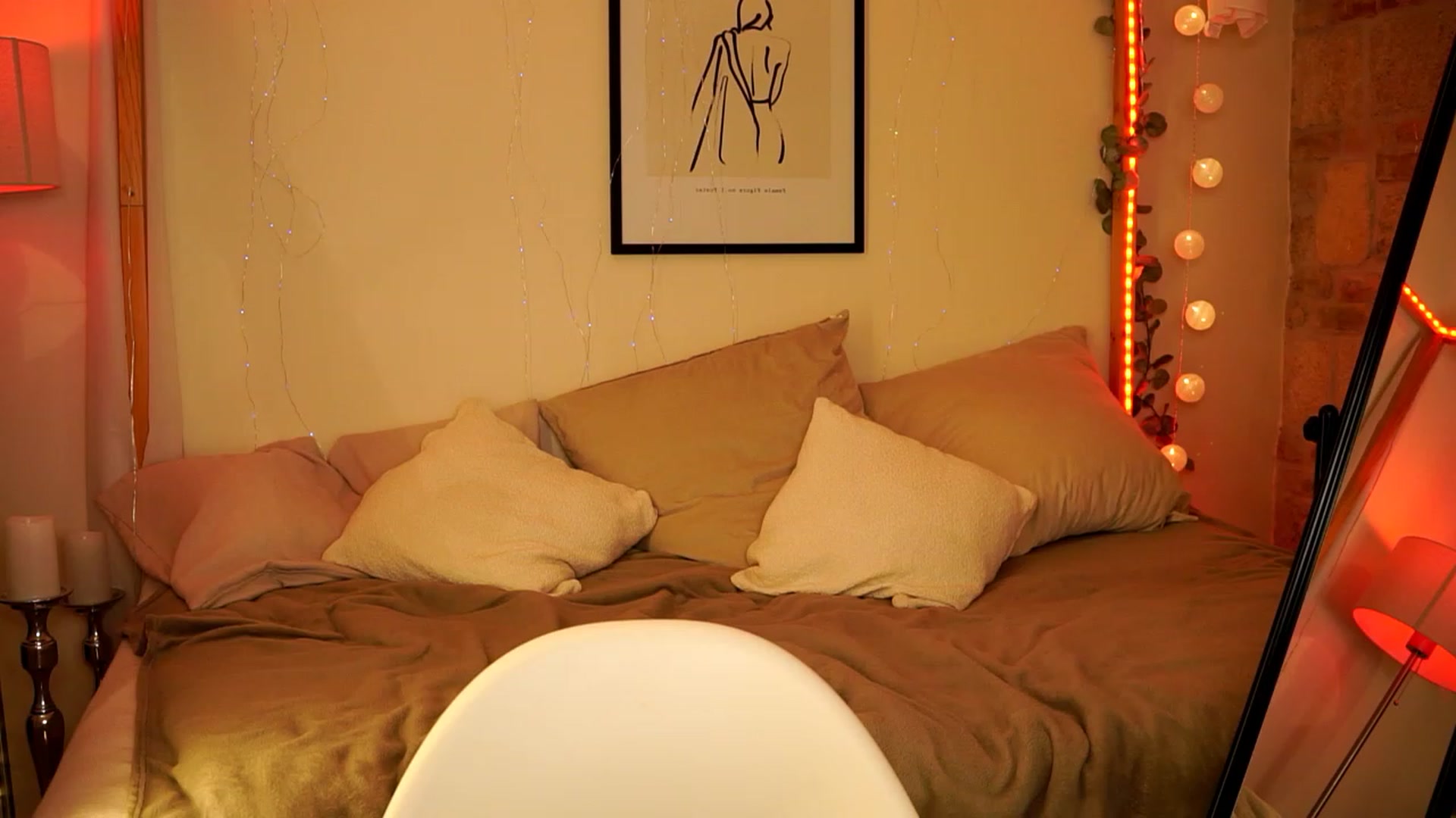 Gallery image thumbnail from Naomii18's myfreecams stream on, 03/06/2024, 16:49 image 15 of 20