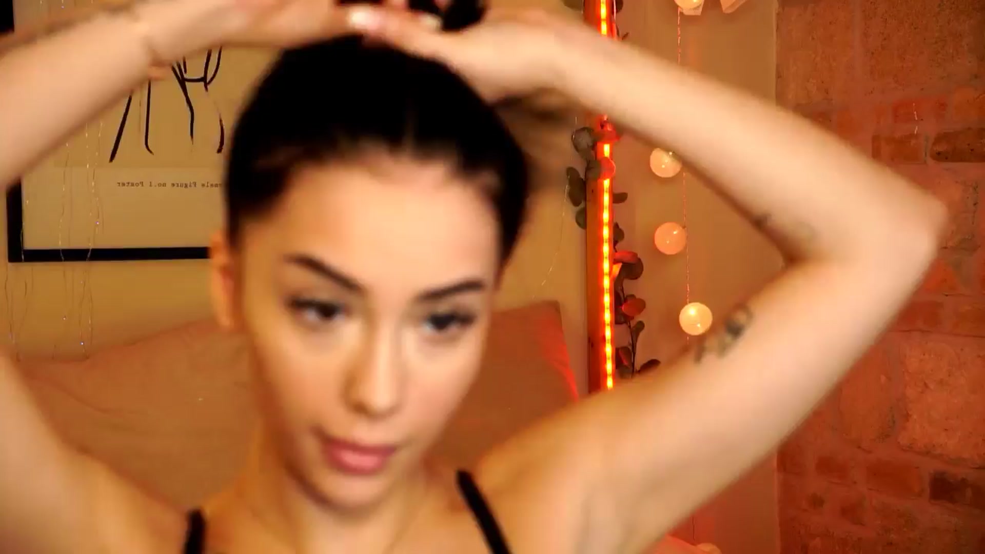 Gallery image thumbnail from Naomii18's myfreecams stream on, 03/24/2024, 17:26 image 18 of 20