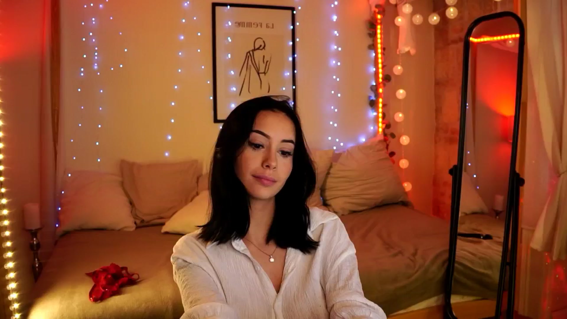 Gallery image thumbnail from Naomii18's myfreecams stream on, 04/28/2024, 17:10 image 11 of 20