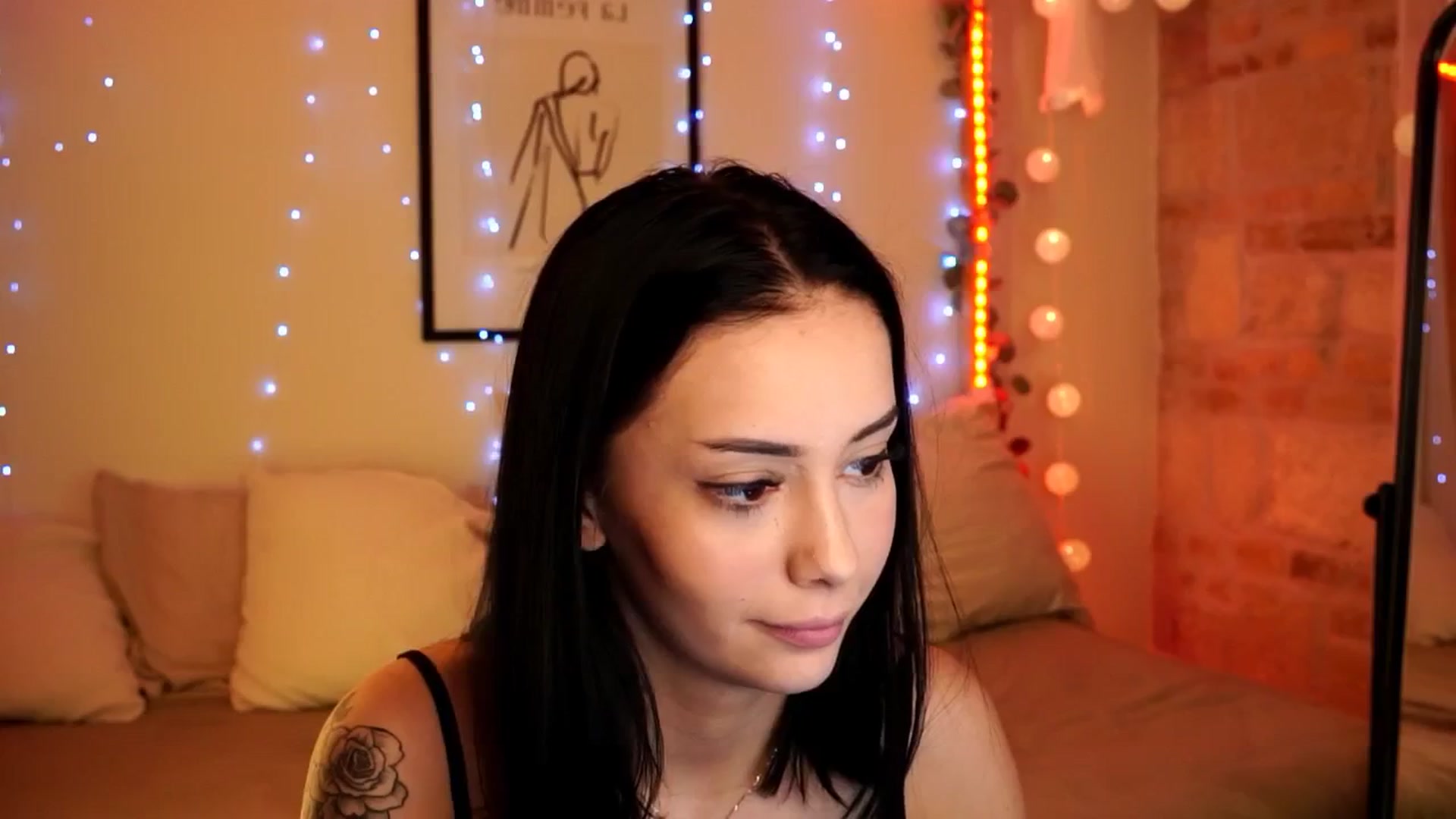 Gallery image thumbnail from Naomii18's myfreecams stream on, 04/29/2024, 14:07 image 20 of 20