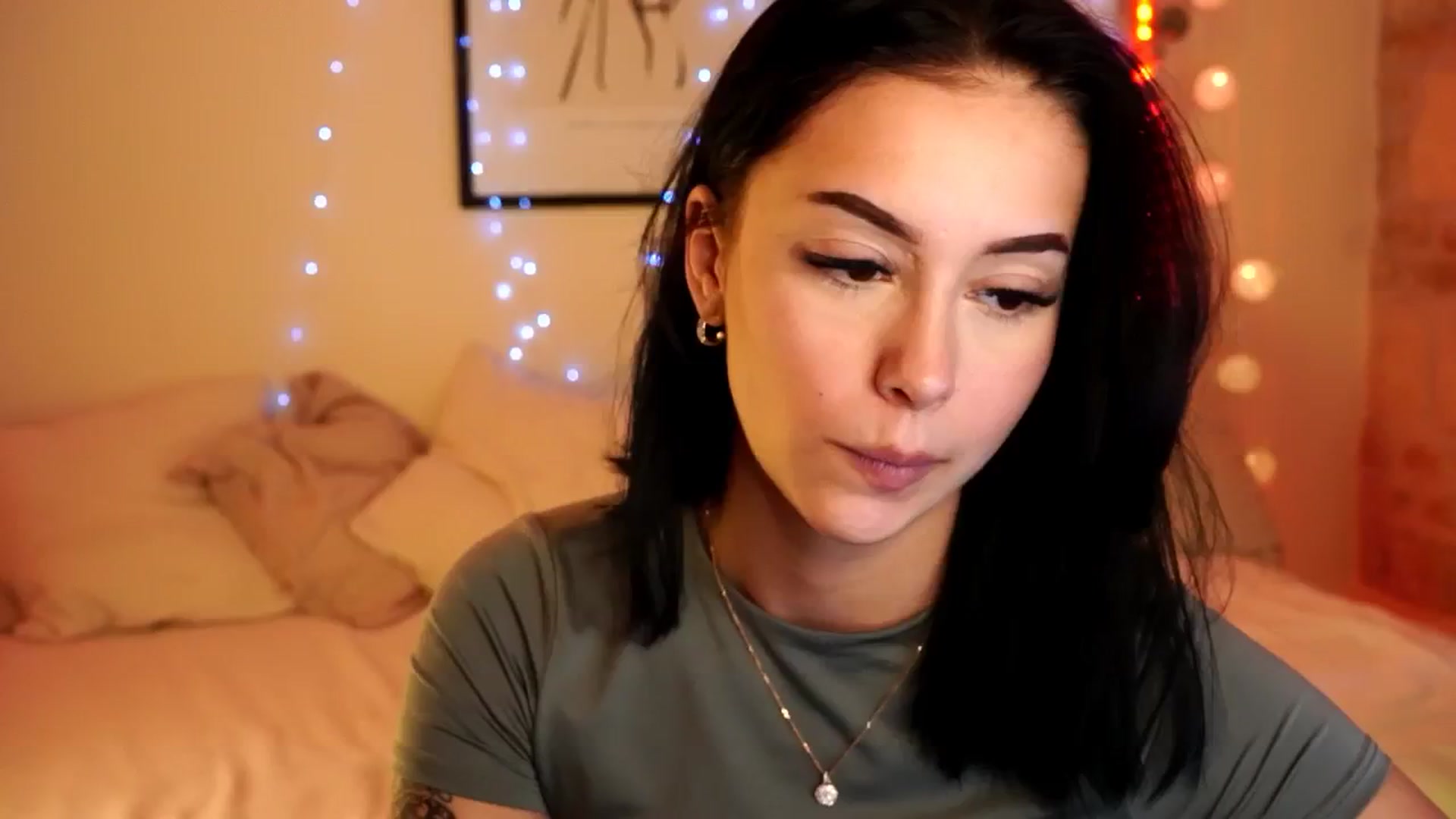 Gallery image thumbnail from Naomii18's myfreecams stream on, 05/13/2024, 13:00 image 20 of 20