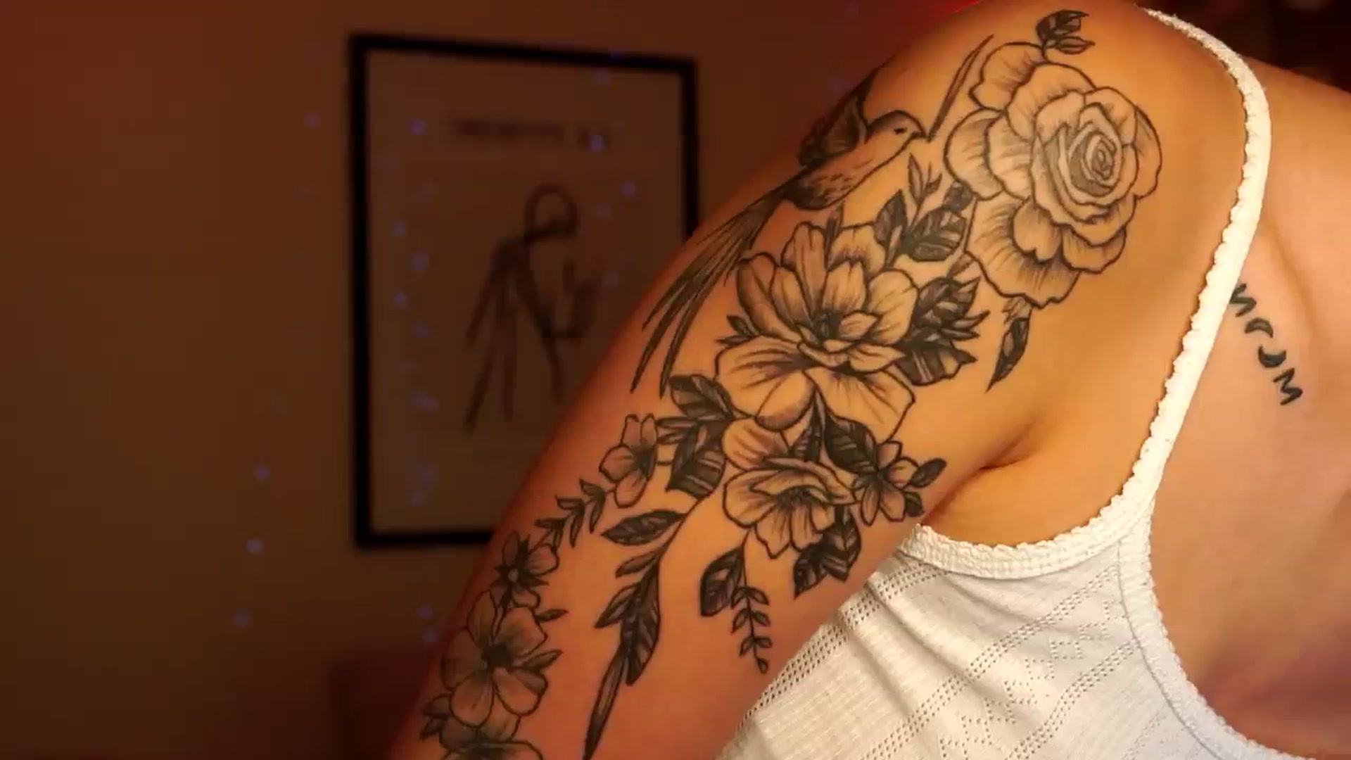 Gallery image thumbnail from Naomii18's myfreecams stream on, 06/01/2024, 12:53 image 16 of 20