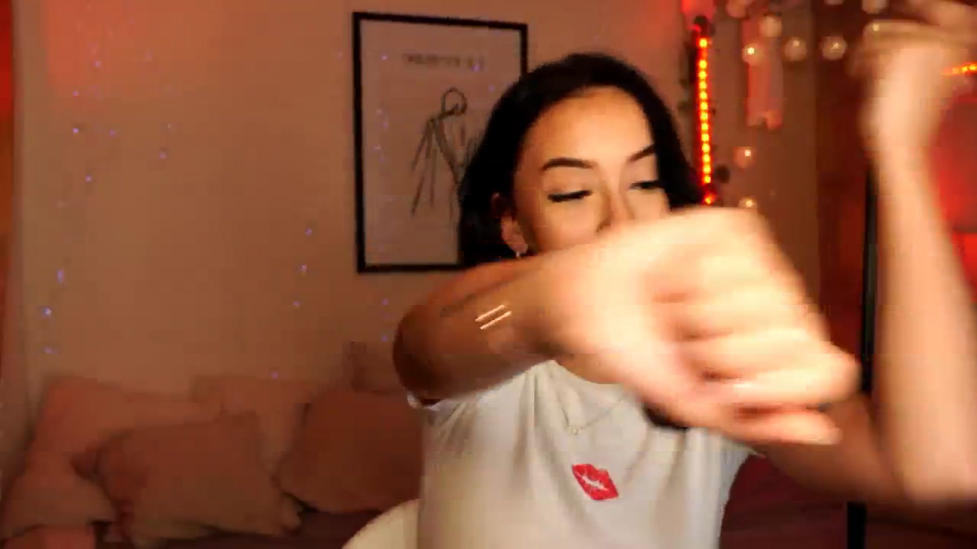 Gallery image thumbnail from Naomii18's myfreecams stream on, 06/02/2024, 14:08 image 13 of 20