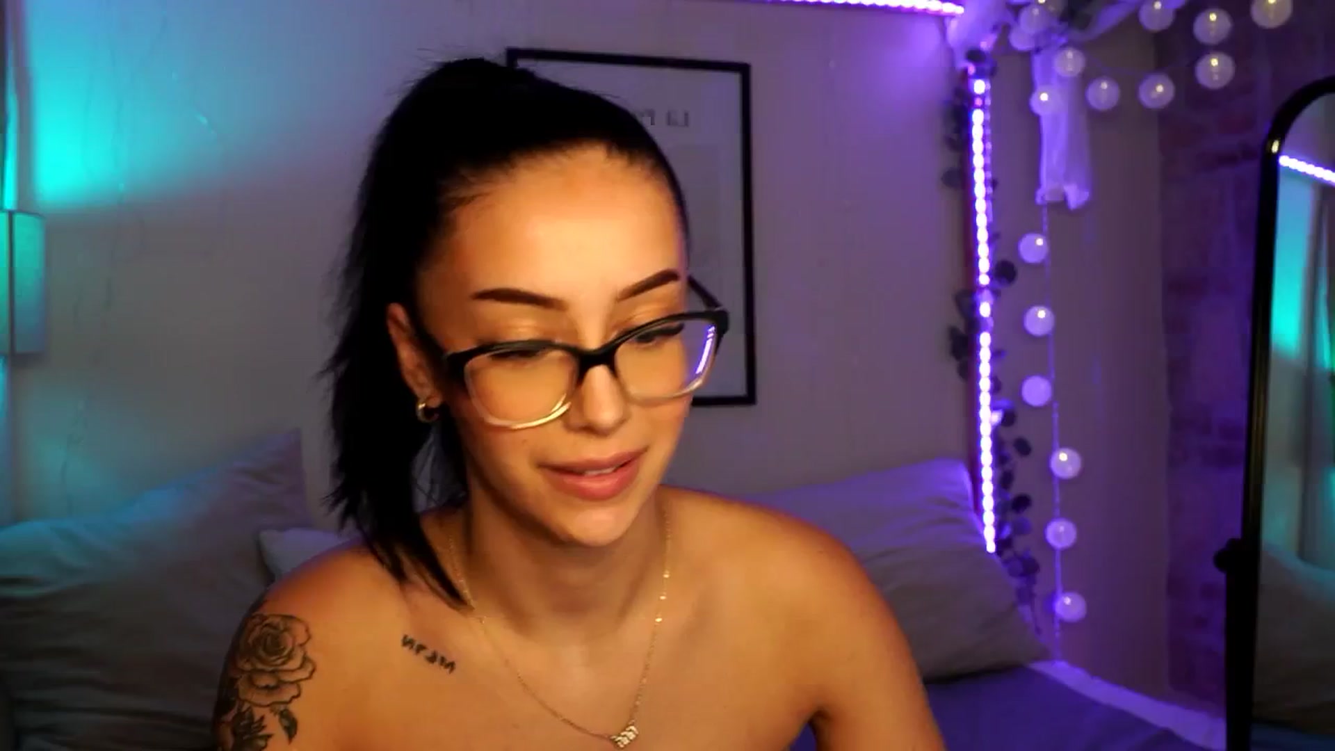 Gallery image thumbnail from Naomii18's myfreecams stream on, 06/05/2024, 14:29 image 20 of 20