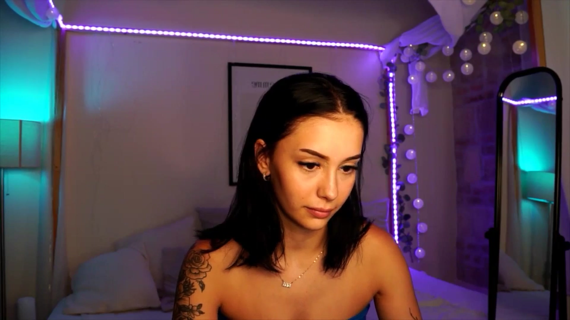 Gallery image thumbnail from Naomii18's myfreecams stream on, 06/07/2024, 15:15 image 8 of 20