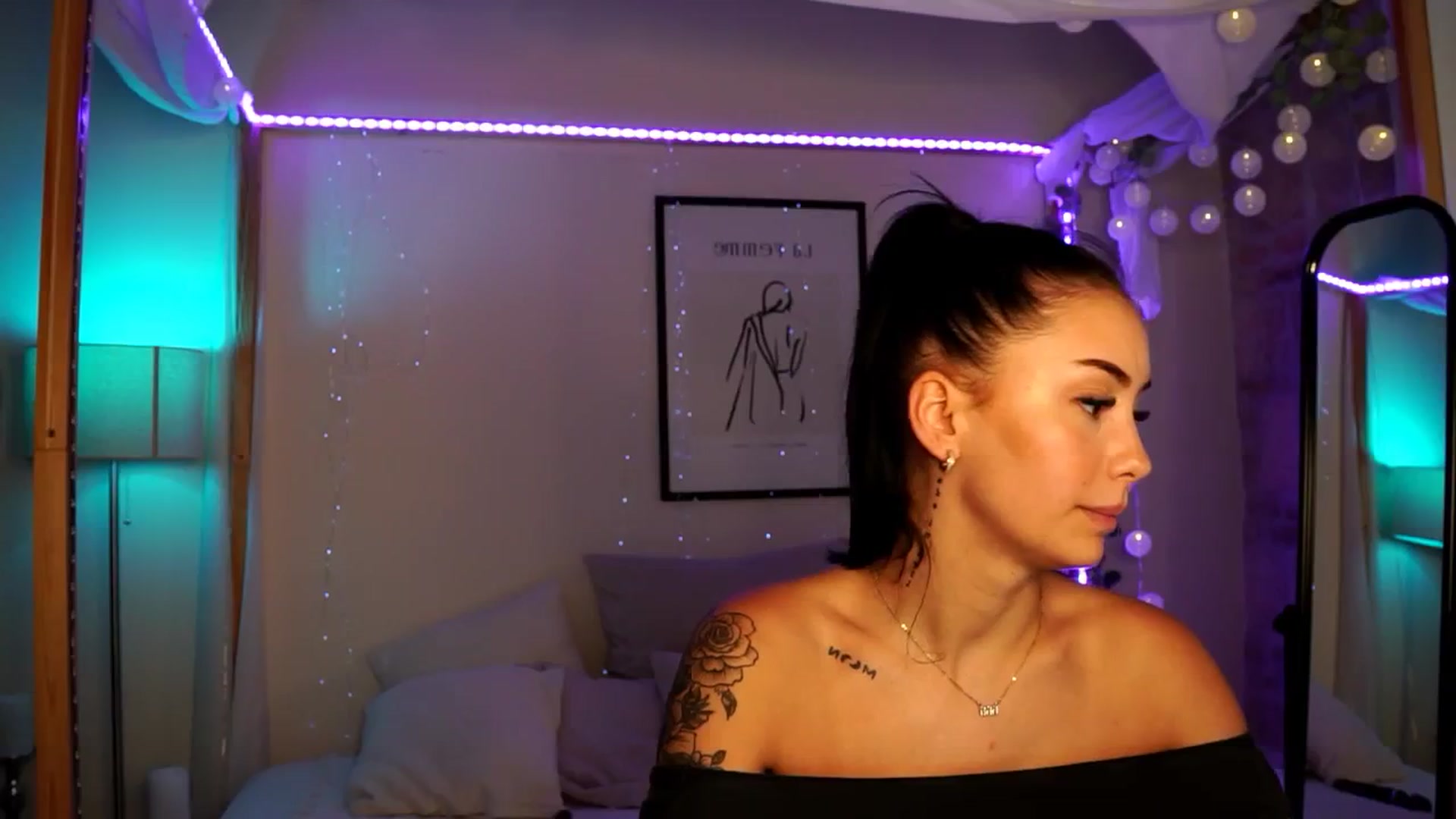 Gallery image thumbnail from Naomii18's myfreecams stream on, 06/08/2024, 13:22 image 19 of 20