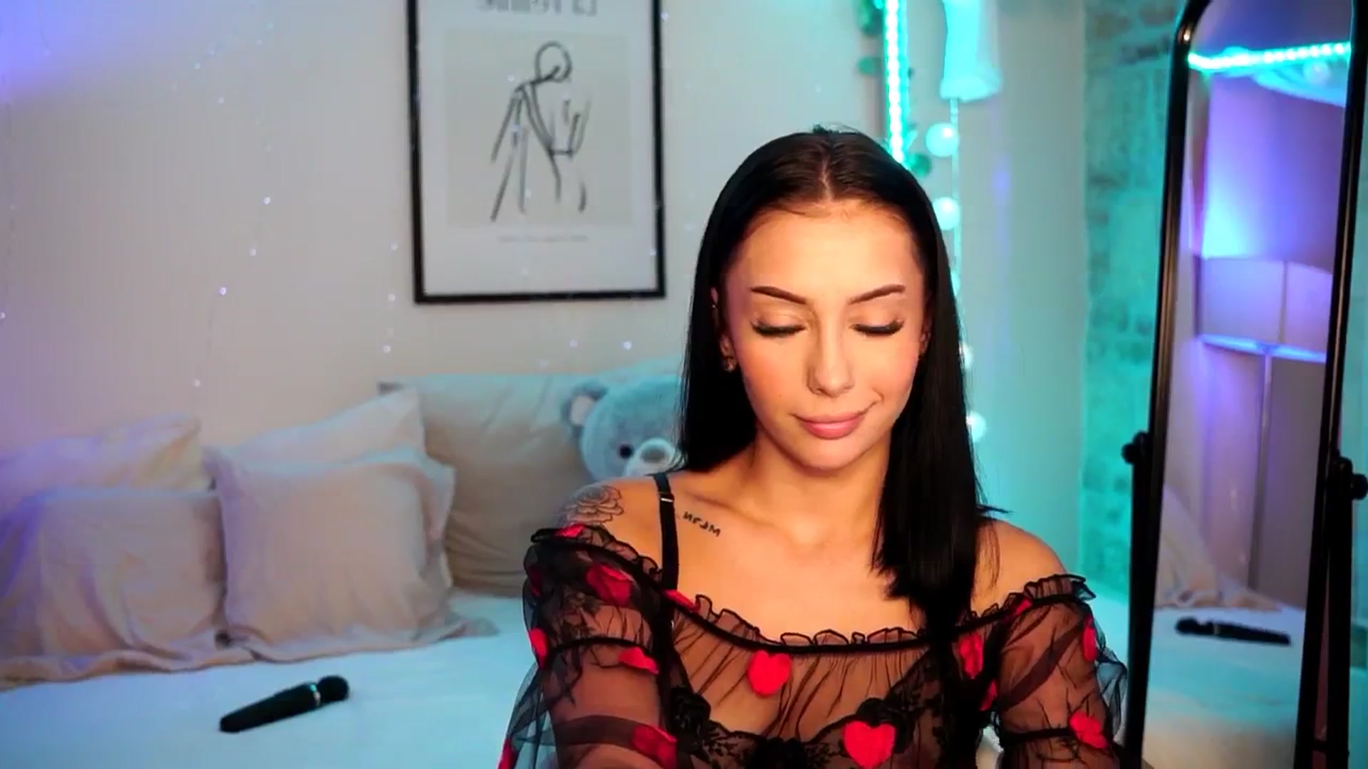 Gallery image thumbnail from Naomii18's myfreecams stream on, 07/01/2024, 14:16 image 15 of 20