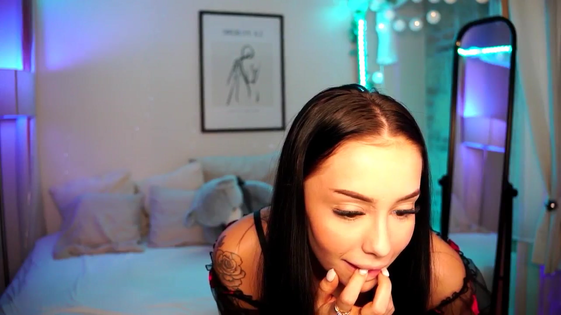 Gallery image thumbnail from Naomii18's myfreecams stream on, 07/01/2024, 15:46 image 17 of 20