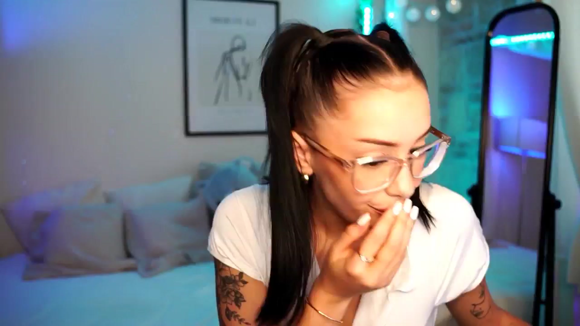 Gallery image thumbnail from Naomii18's myfreecams stream on, 07/02/2024, 11:41 image 1 of 20