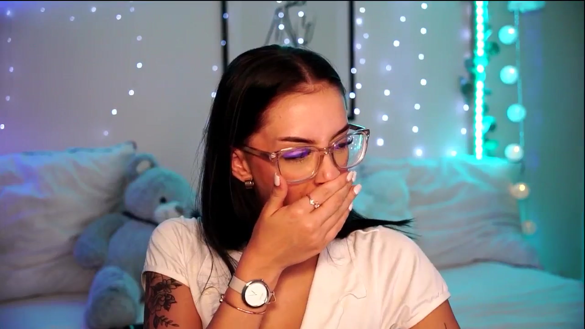 Gallery image thumbnail from Naomii18's myfreecams stream on, 07/06/2024, 15:46 image 16 of 20