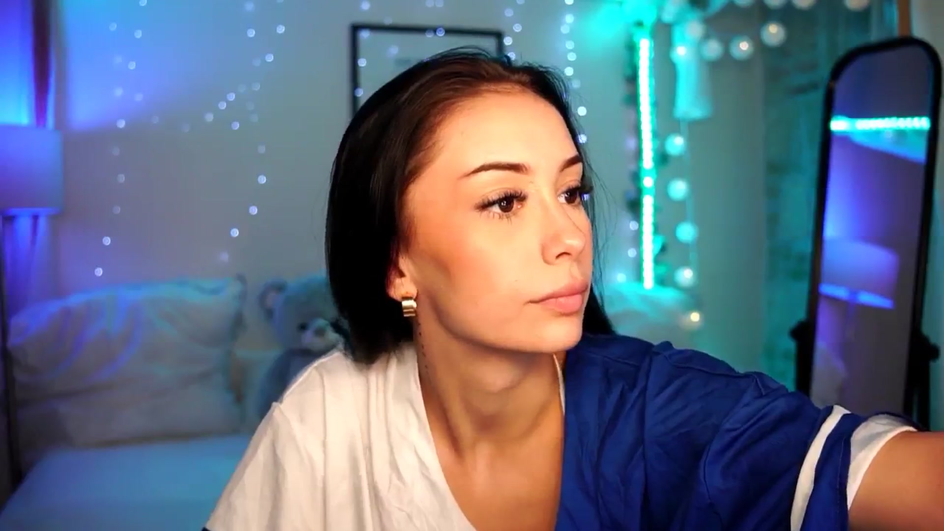 Gallery image thumbnail from Naomii18's myfreecams stream on, 07/08/2024, 14:09 image 11 of 20
