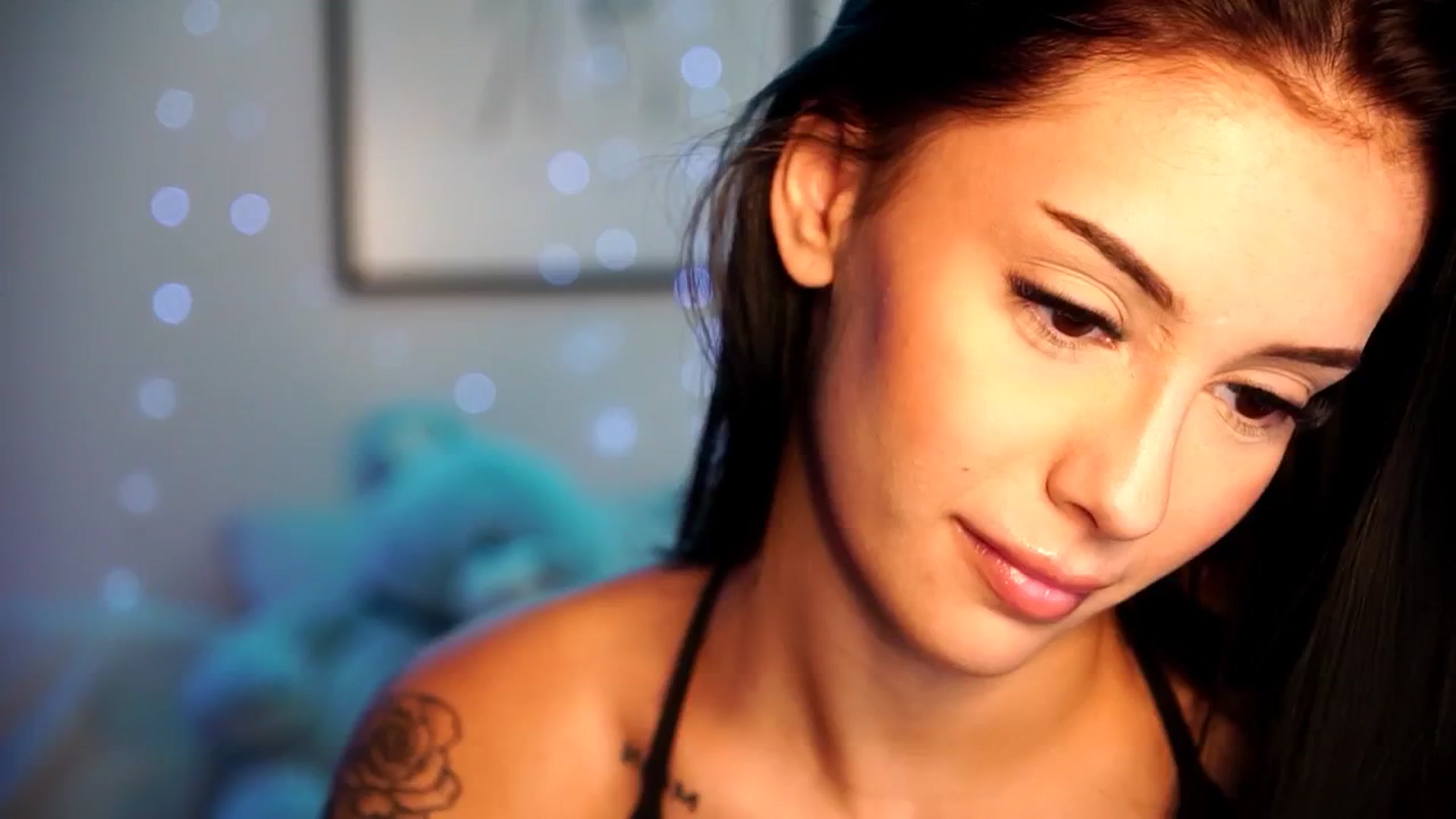Gallery image thumbnail from Naomii18's myfreecams stream on, 07/13/2024, 14:05 image 16 of 20