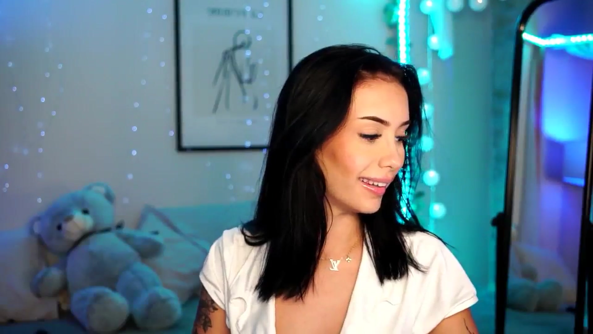 Gallery image thumbnail from Naomii18's myfreecams stream on, 07/14/2024, 17:46 image 18 of 20