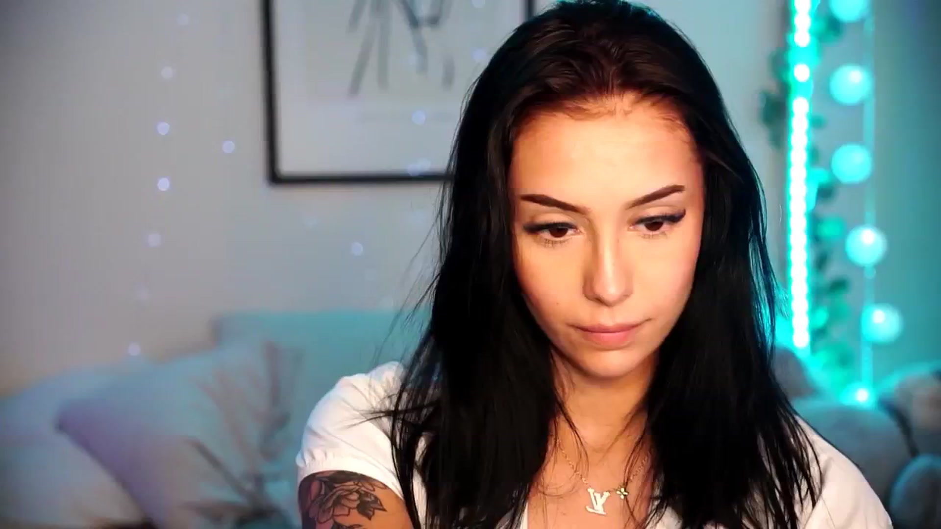 Gallery image thumbnail from Naomii18's myfreecams stream on, 07/14/2024, 20:46 image 18 of 20