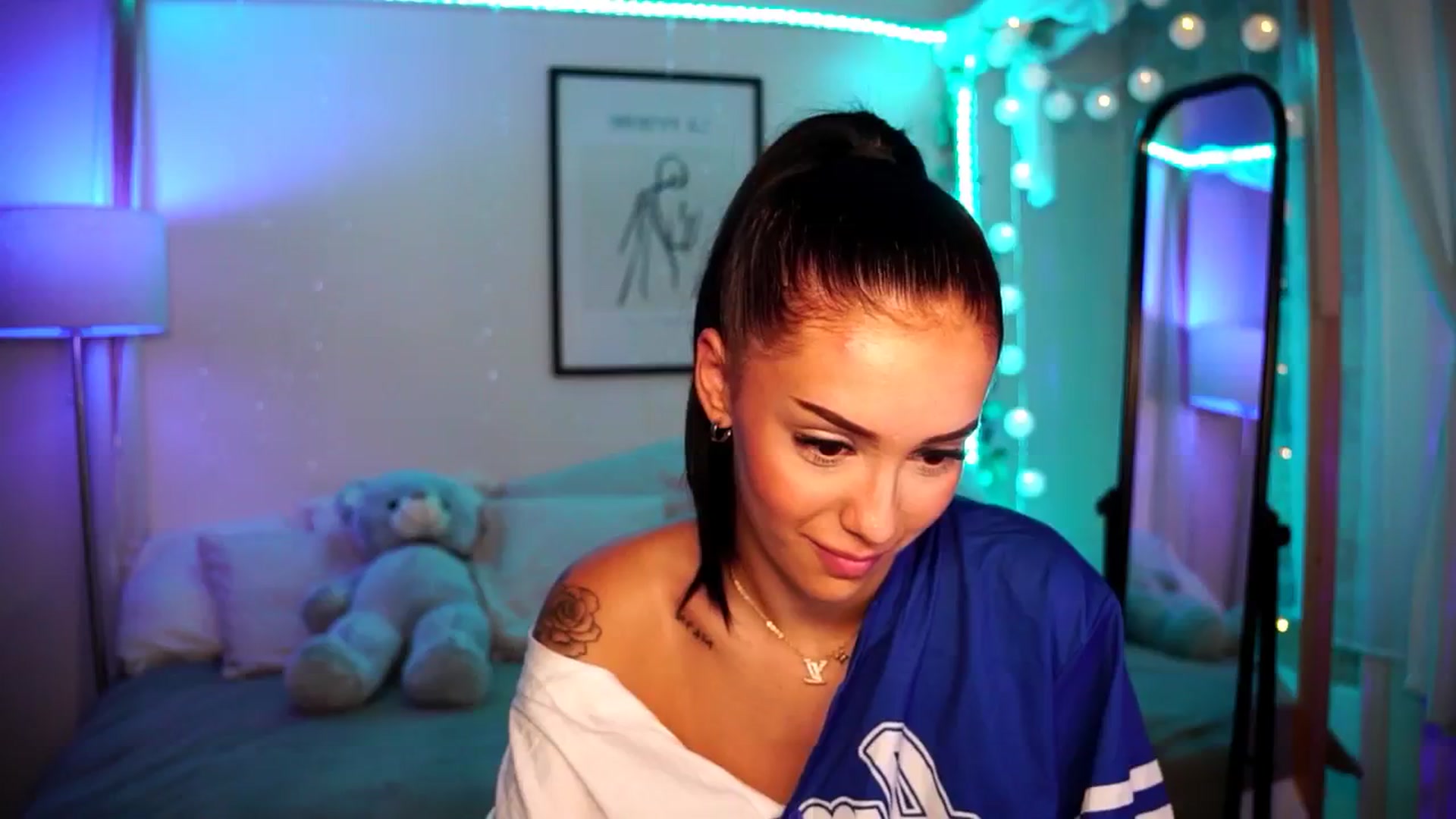 Gallery image thumbnail from Naomii18's myfreecams stream on, 07/15/2024, 15:22 image 7 of 20
