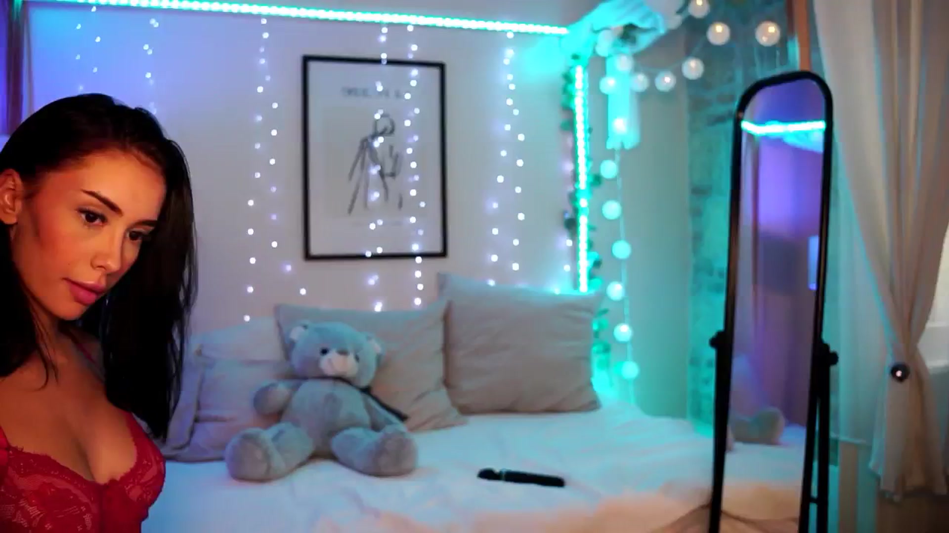Gallery image thumbnail from Naomii18's myfreecams stream on, 07/23/2024, 12:58 image 15 of 20