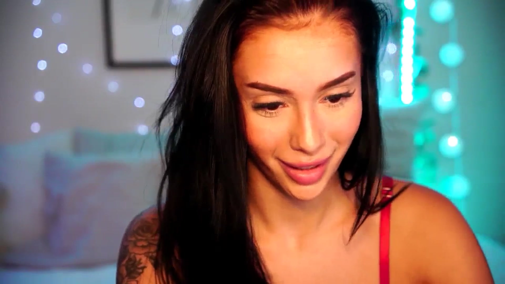 Gallery image thumbnail from Naomii18's myfreecams stream on, 07/23/2024, 15:16 image 18 of 20