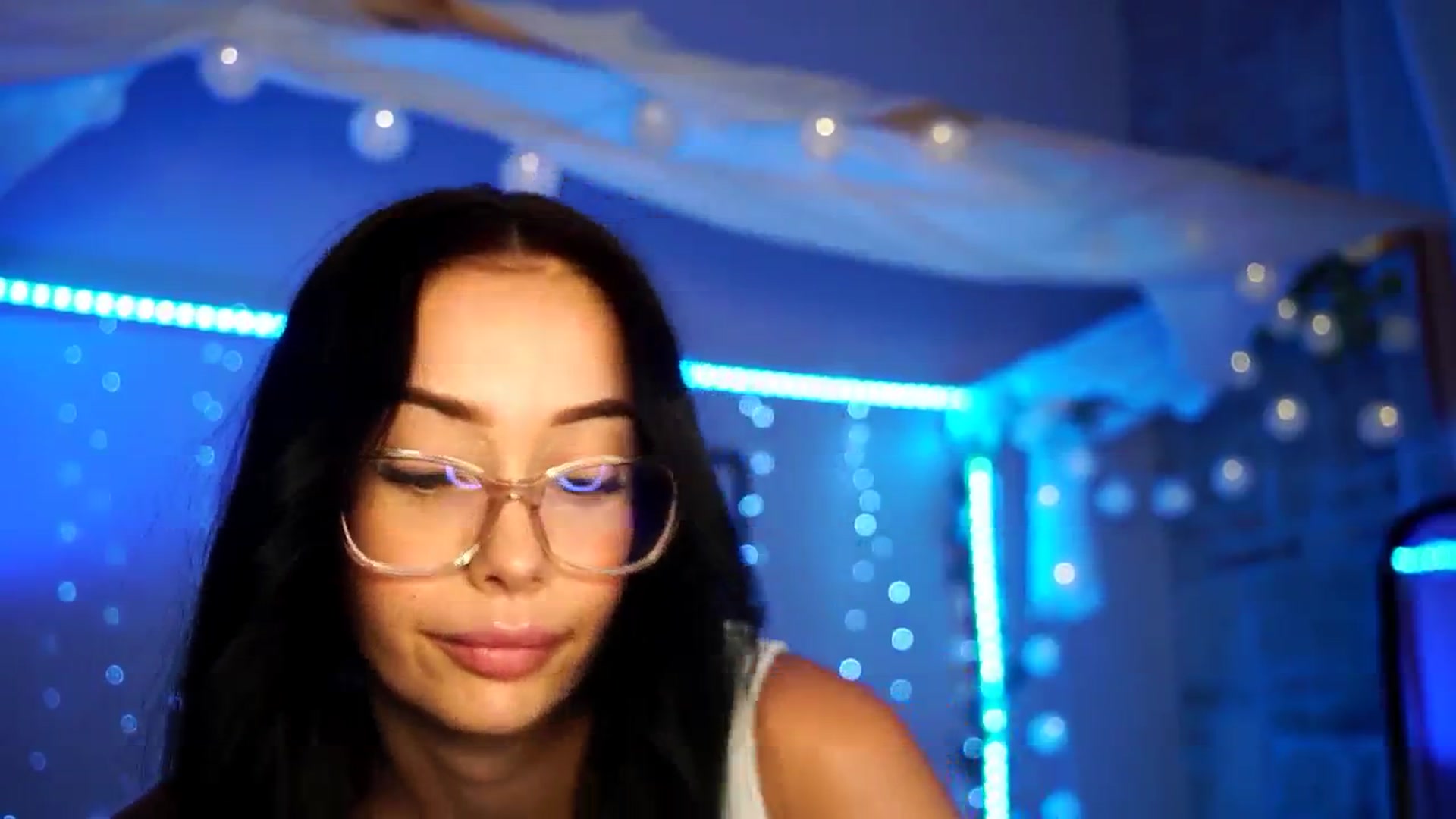 Gallery image thumbnail from Naomii18's myfreecams stream on, 07/29/2024, 18:34 image 19 of 20