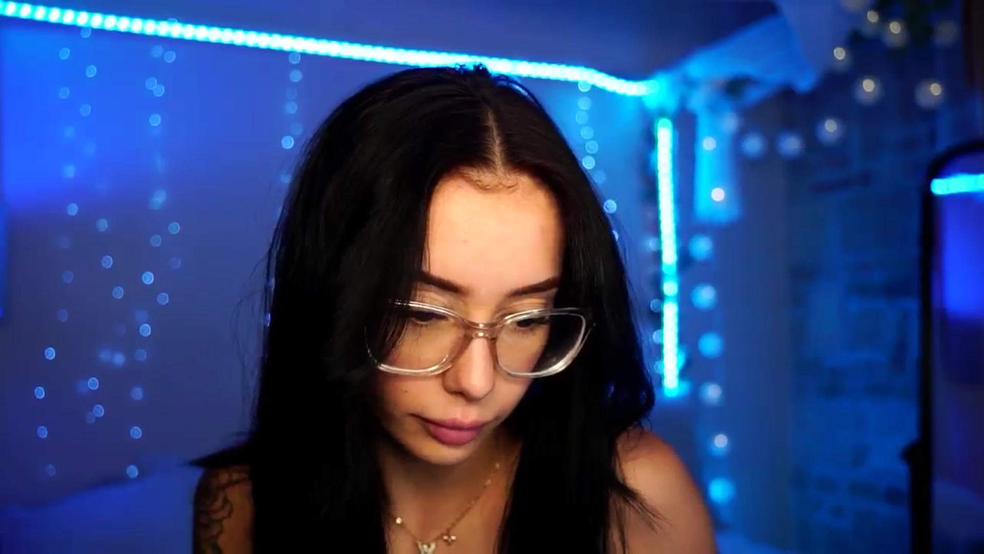 Gallery image thumbnail from Naomii18's myfreecams stream on, 07/29/2024, 21:05 image 20 of 20