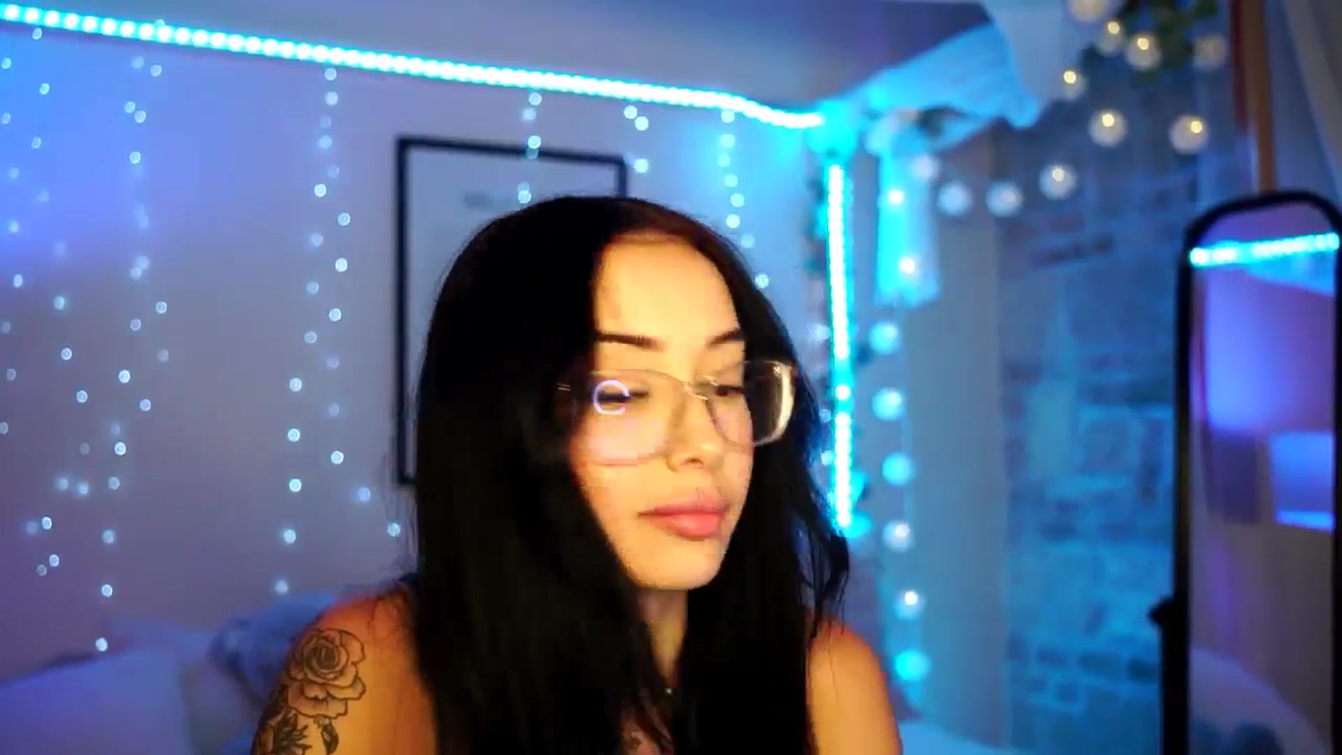 Gallery image thumbnail from Naomii18's myfreecams stream on, 07/29/2024, 21:05 image 9 of 20