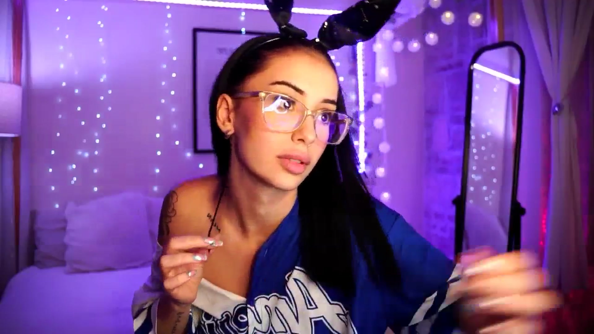 Gallery image thumbnail from Naomii18's myfreecams stream on, 07/30/2024, 22:31 image 8 of 20
