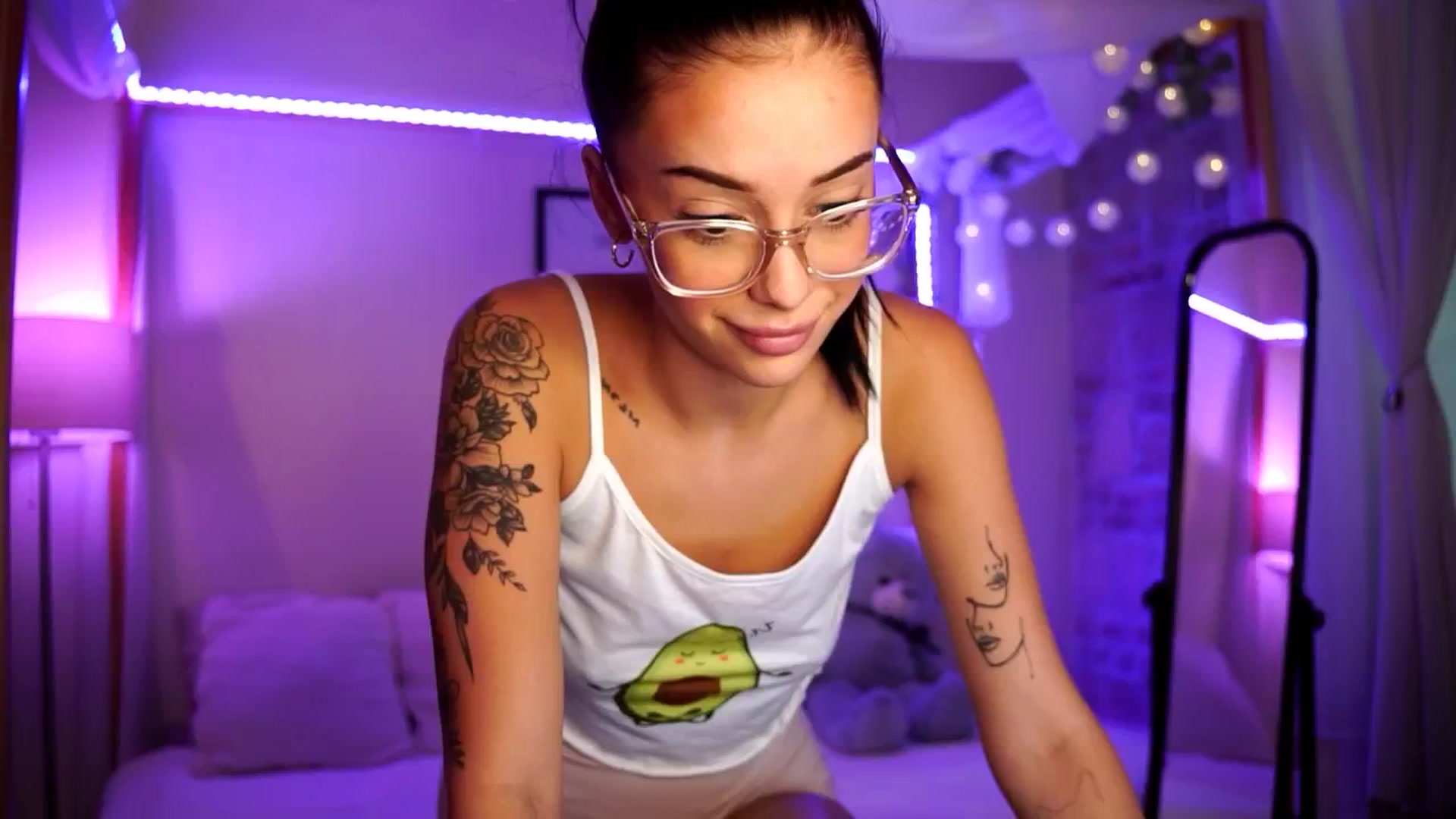 Gallery image thumbnail from Naomii18's myfreecams stream on, 08/02/2024, 17:06 image 15 of 20