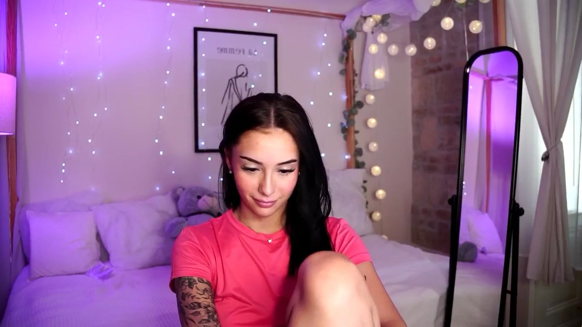 Gallery image thumbnail from Naomii18's myfreecams stream on, 08/26/2024, 16:06 image 2 of 20