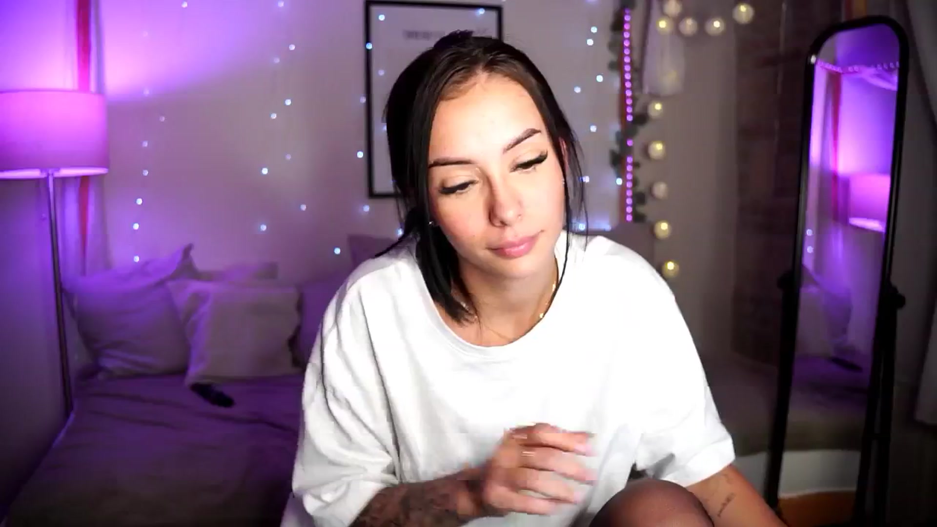 Gallery image thumbnail from Naomii18's myfreecams stream on, 09/15/2024, 20:42 image 9 of 20