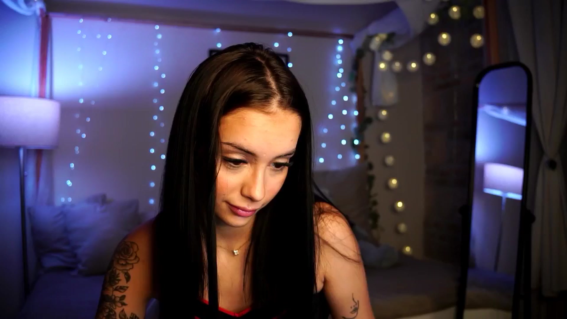 Gallery image thumbnail from Naomii18's myfreecams stream on, 09/20/2024, 17:57 image 19 of 20
