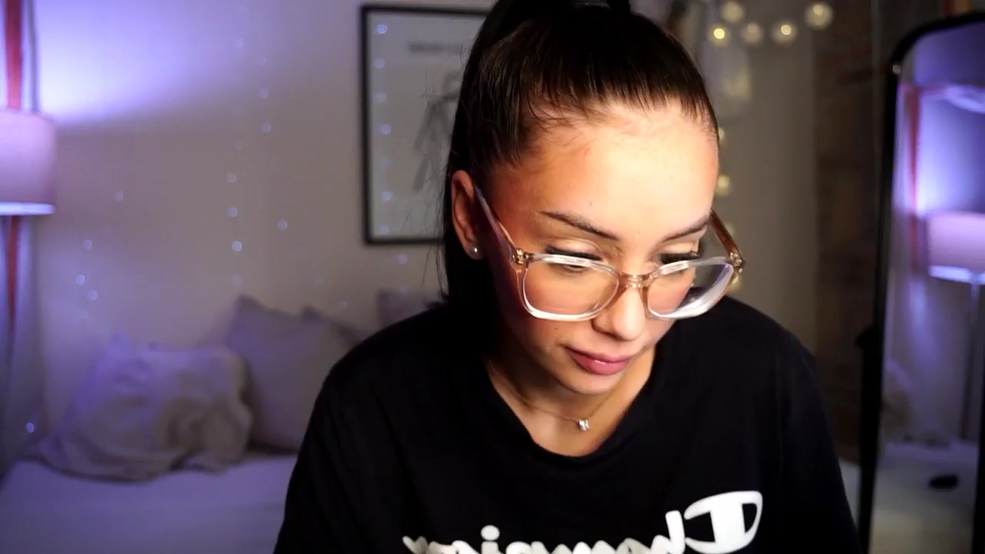Gallery image thumbnail from Naomii18's myfreecams stream on, 09/23/2024, 11:26 image 9 of 20