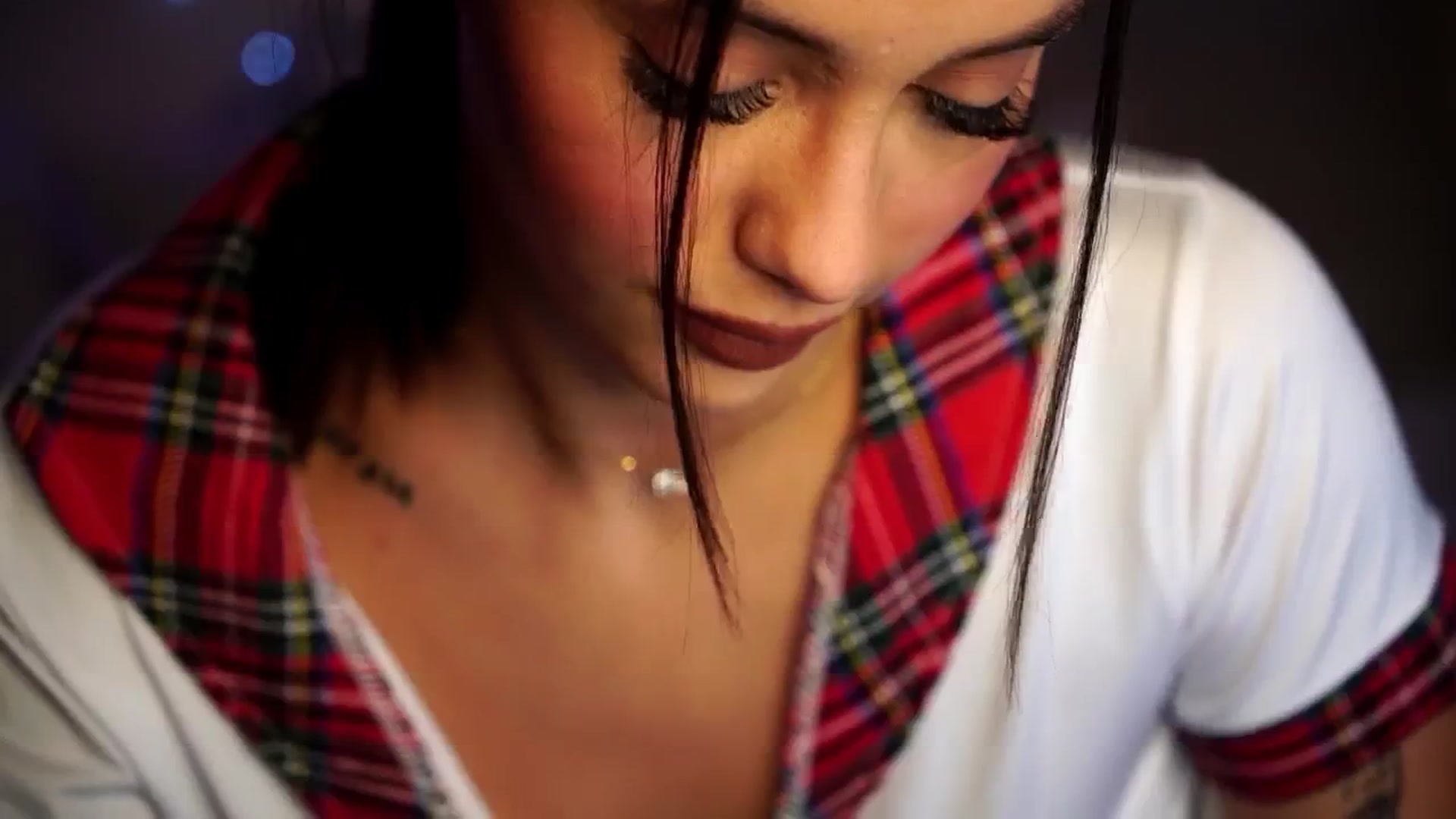 Gallery image thumbnail from Naomii18's myfreecams stream on, 09/29/2024, 18:41 image 14 of 20