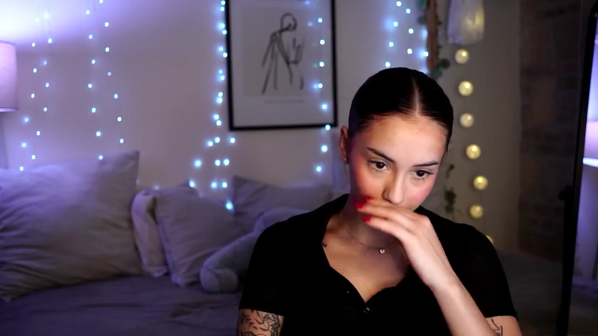 Gallery image thumbnail from Naomii18's myfreecams stream on, 10/06/2024, 11:05 image 20 of 20