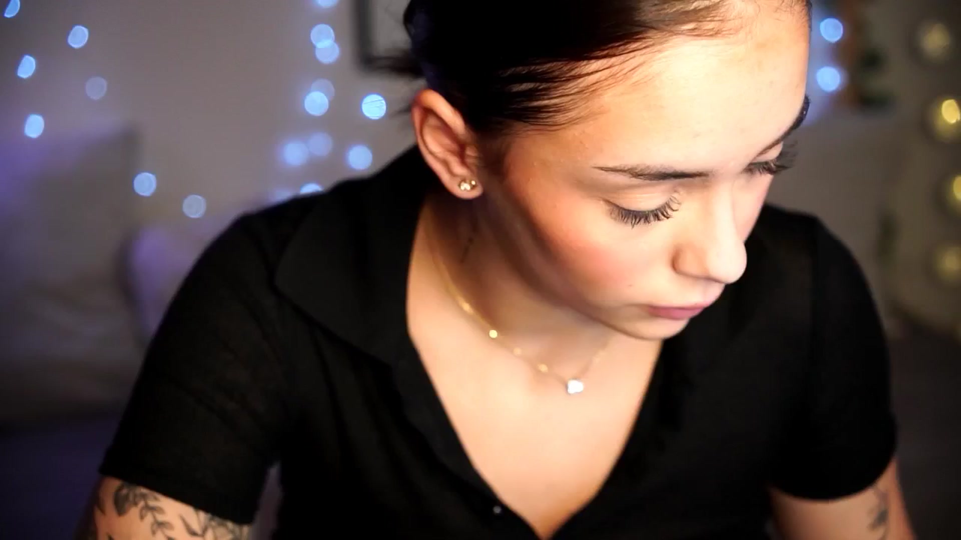 Gallery image thumbnail from Naomii18's myfreecams stream on, 10/06/2024, 13:47 image 9 of 20