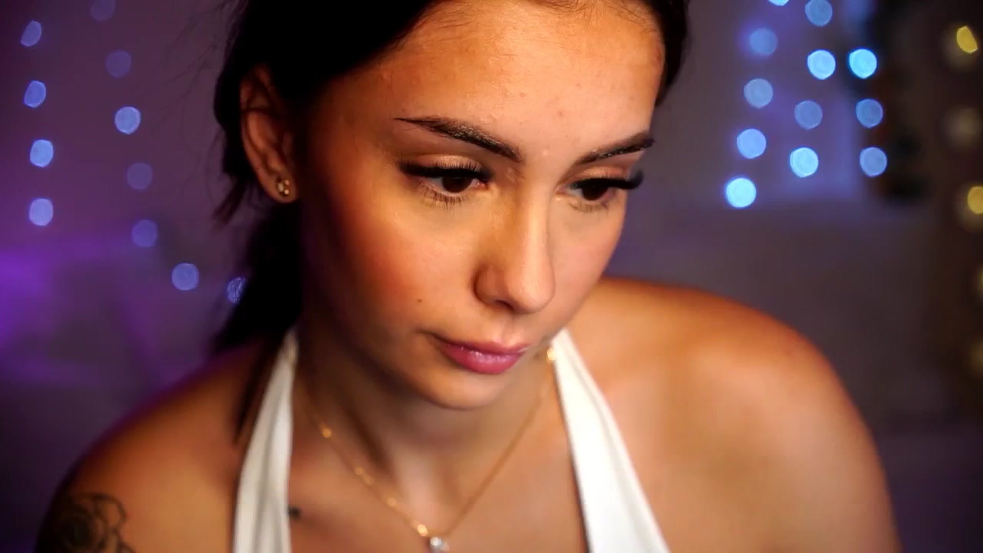 Gallery image thumbnail from Naomii18's myfreecams stream on, 10/11/2024, 14:23 image 12 of 20