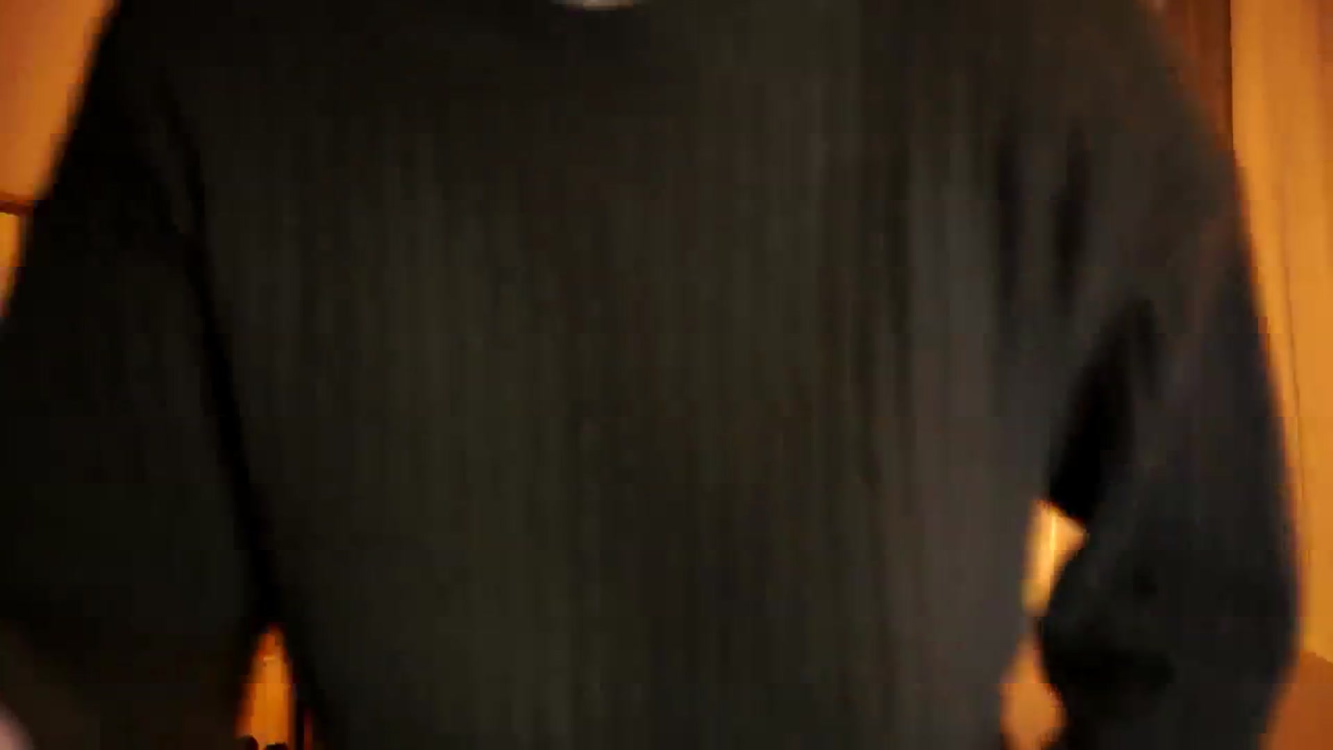 Gallery image thumbnail from Naomii18's myfreecams stream on, 10/25/2024, 18:15 image 16 of 20