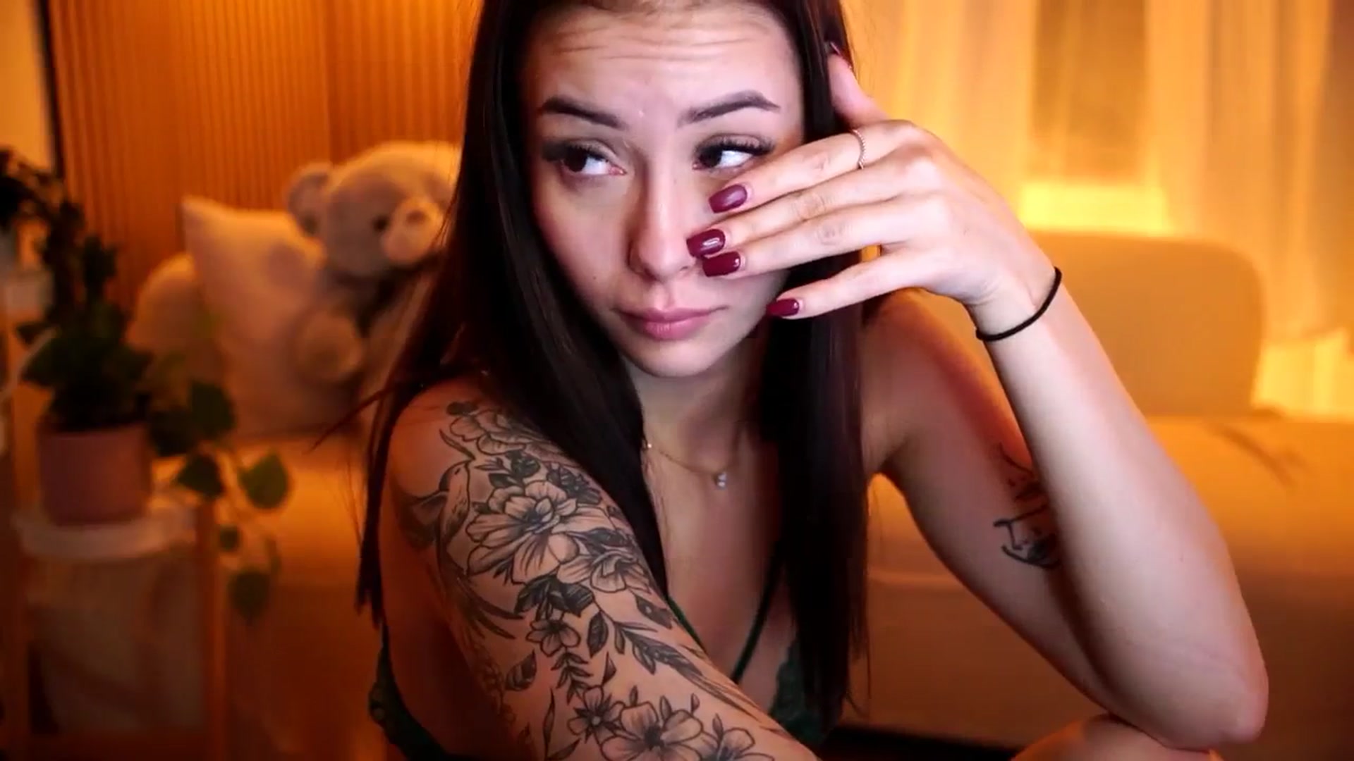 Gallery image thumbnail from Naomii18's myfreecams stream on, 10/26/2024, 18:08 image 10 of 20