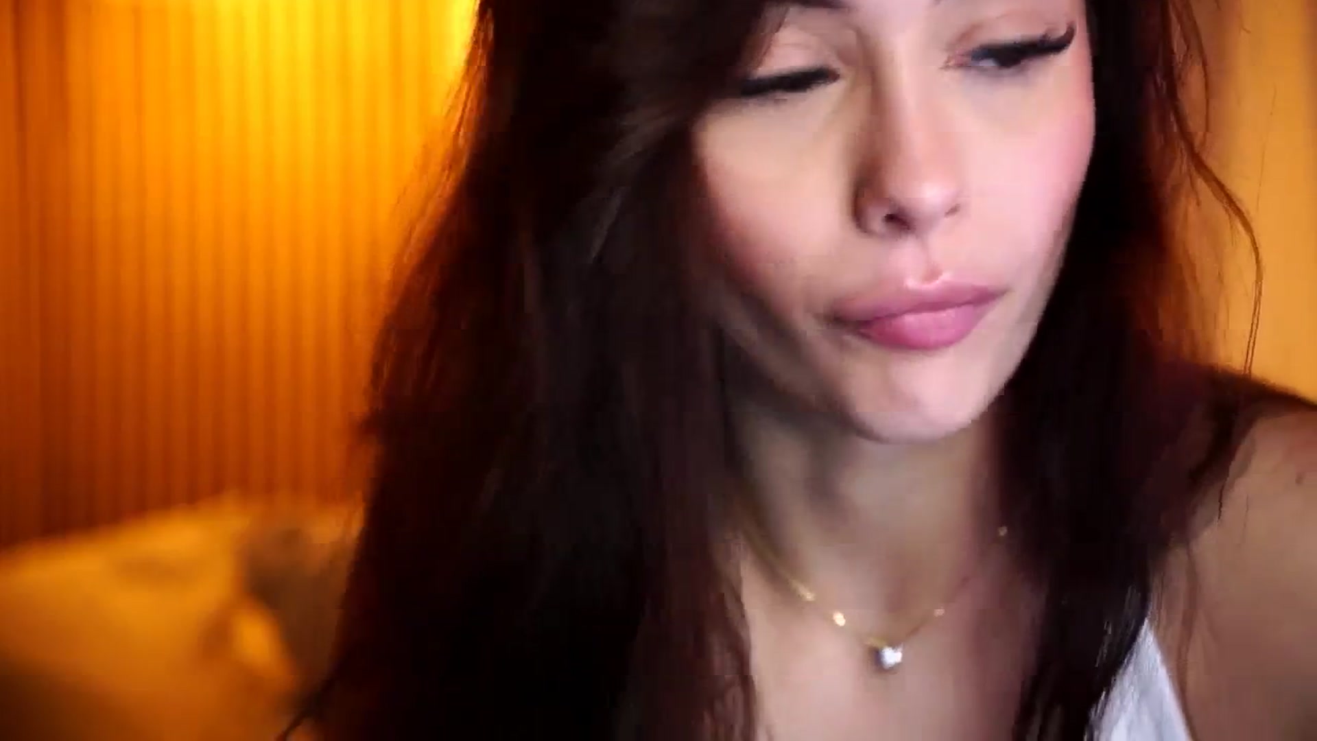 Gallery image thumbnail from Naomii18's myfreecams stream on, 10/27/2024, 13:44 image 6 of 20