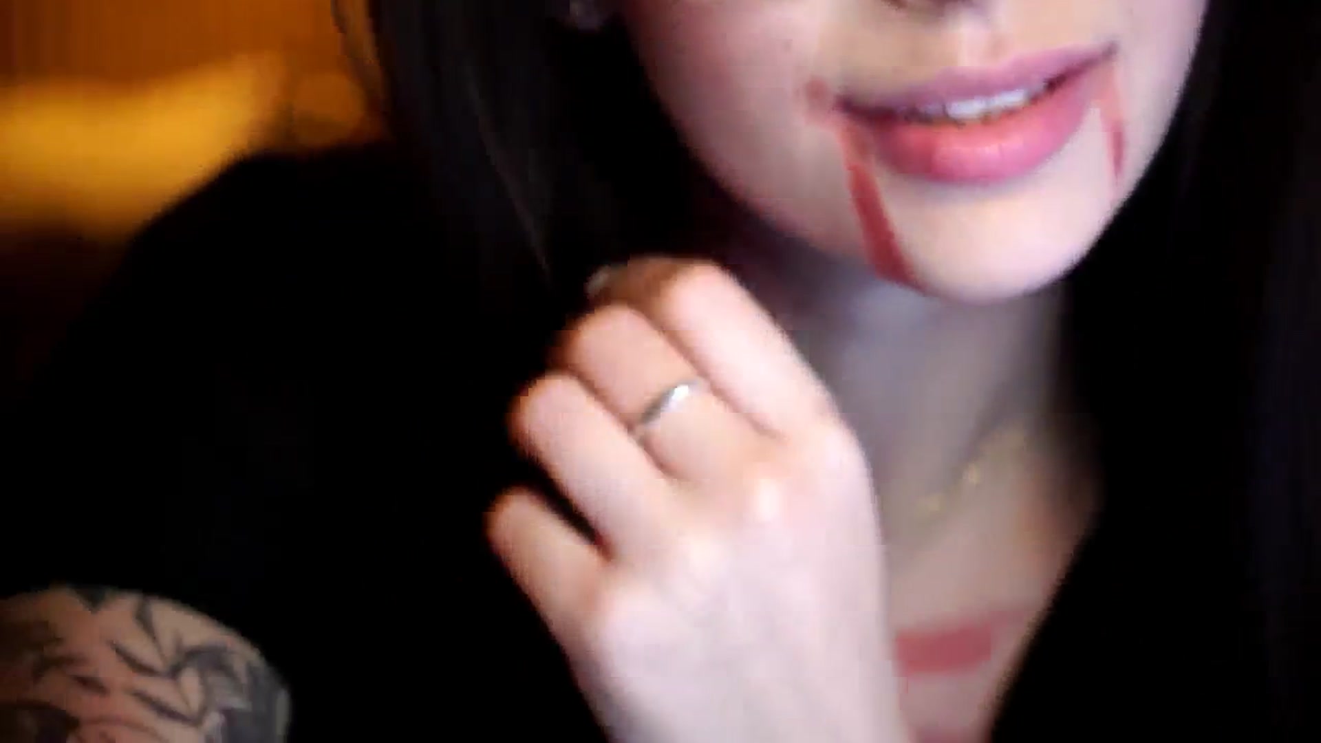 Gallery image thumbnail from Naomii18's myfreecams stream on, 10/30/2024, 15:33 image 11 of 20