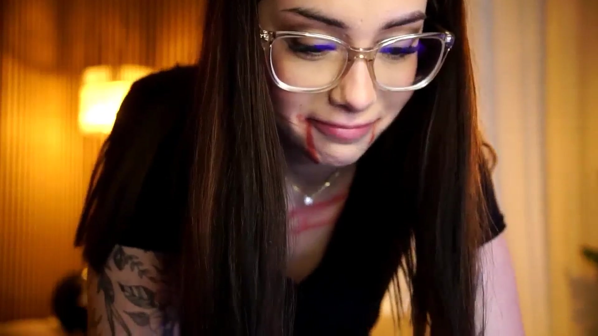 Gallery image thumbnail from Naomii18's myfreecams stream on, 10/30/2024, 15:33 image 7 of 20