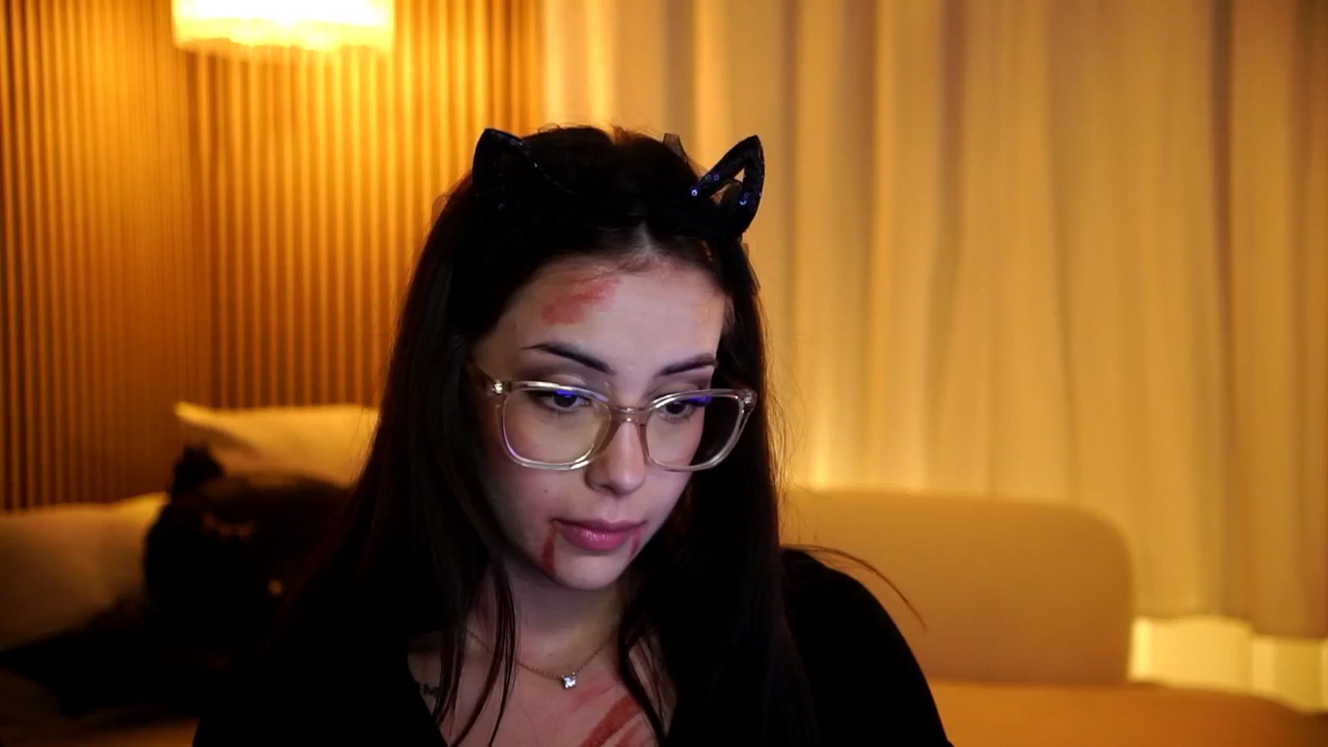 Gallery image thumbnail from Naomii18's myfreecams stream on, 10/30/2024, 16:25 image 5 of 20