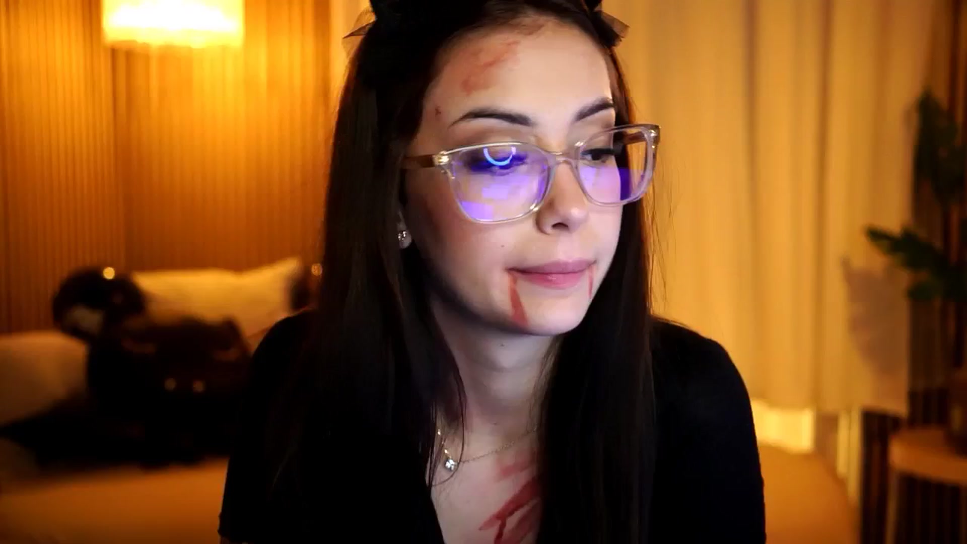 Gallery image thumbnail from Naomii18's myfreecams stream on, 10/30/2024, 16:40 image 2 of 20