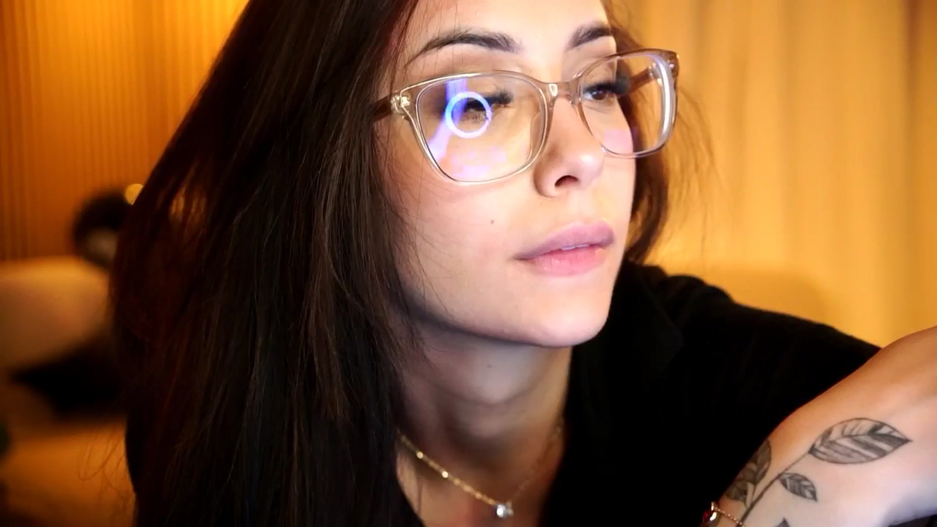 Gallery image thumbnail from Naomii18's myfreecams stream on, 10/30/2024, 17:07 image 19 of 20